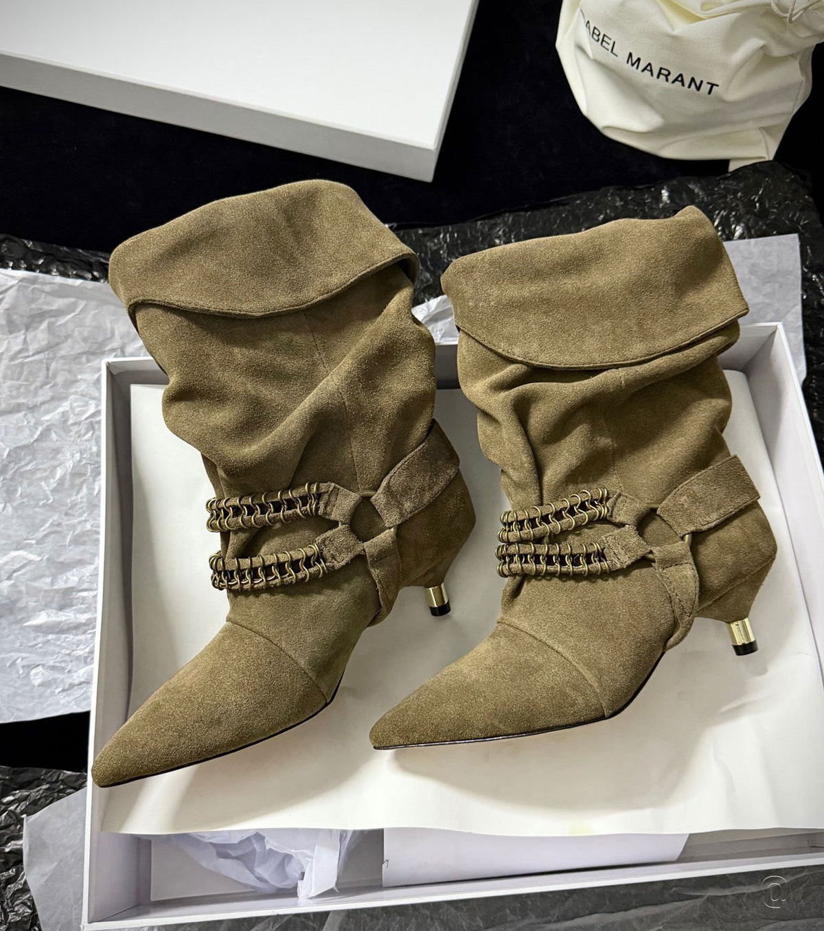 Suede boots