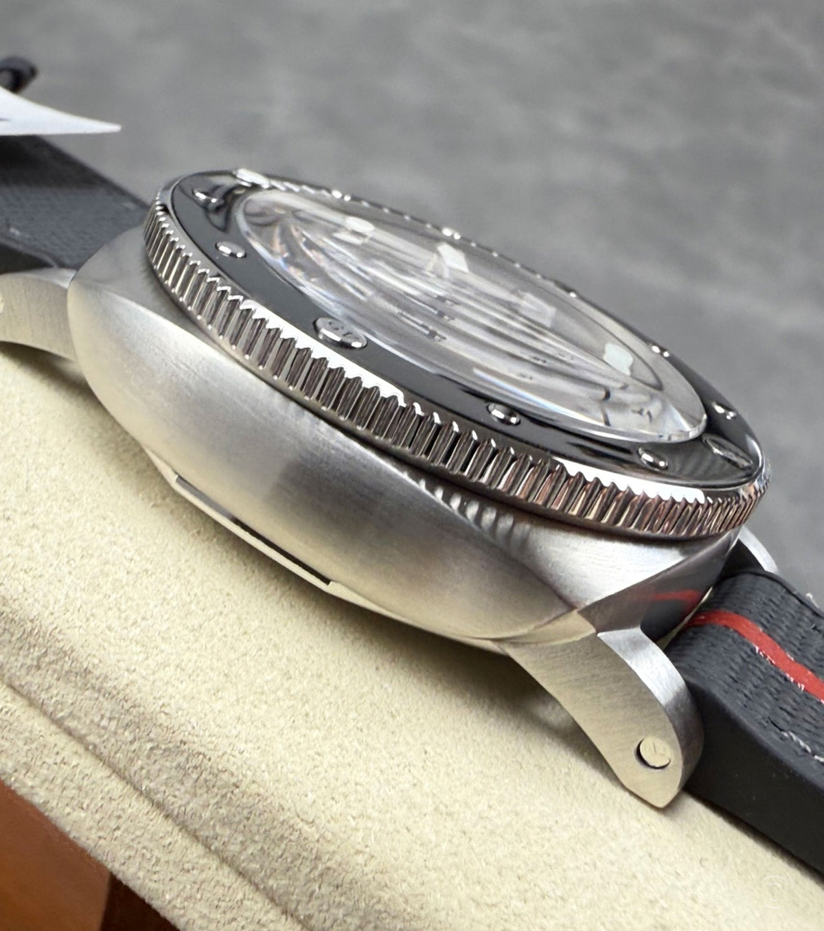 Submersible Luna Rossa