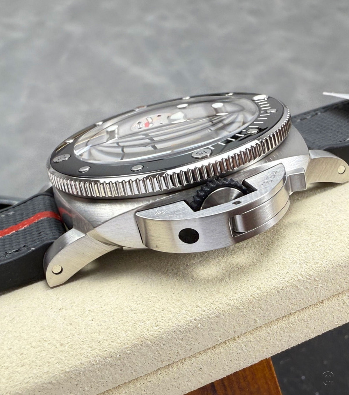 Submersible Luna Rossa