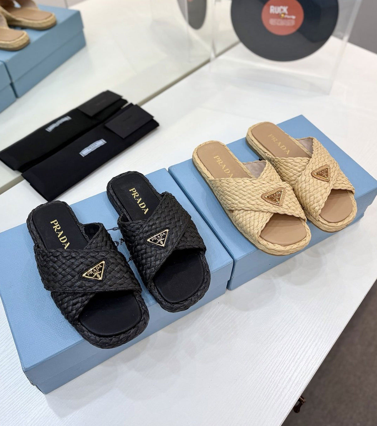 Women sandals