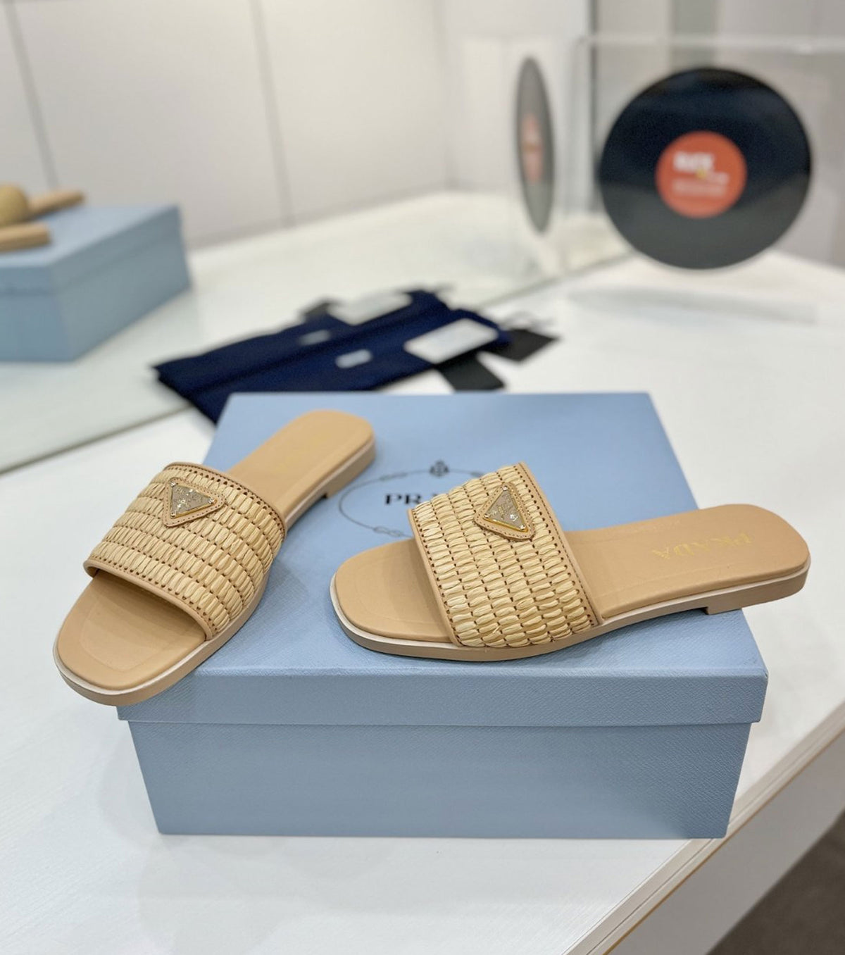 Rafia sandals