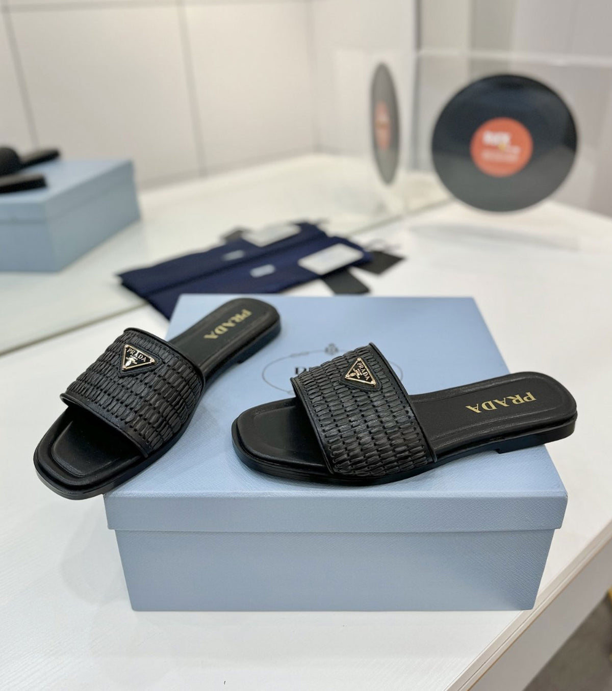 Rafia sandals
