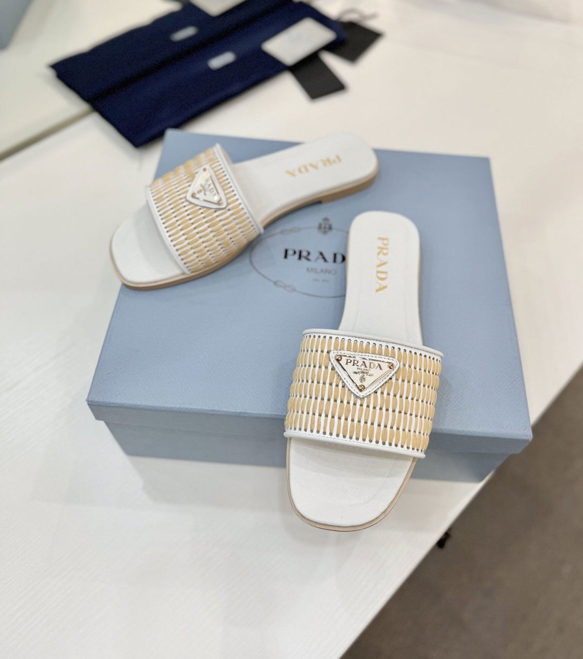 Rafia sandals