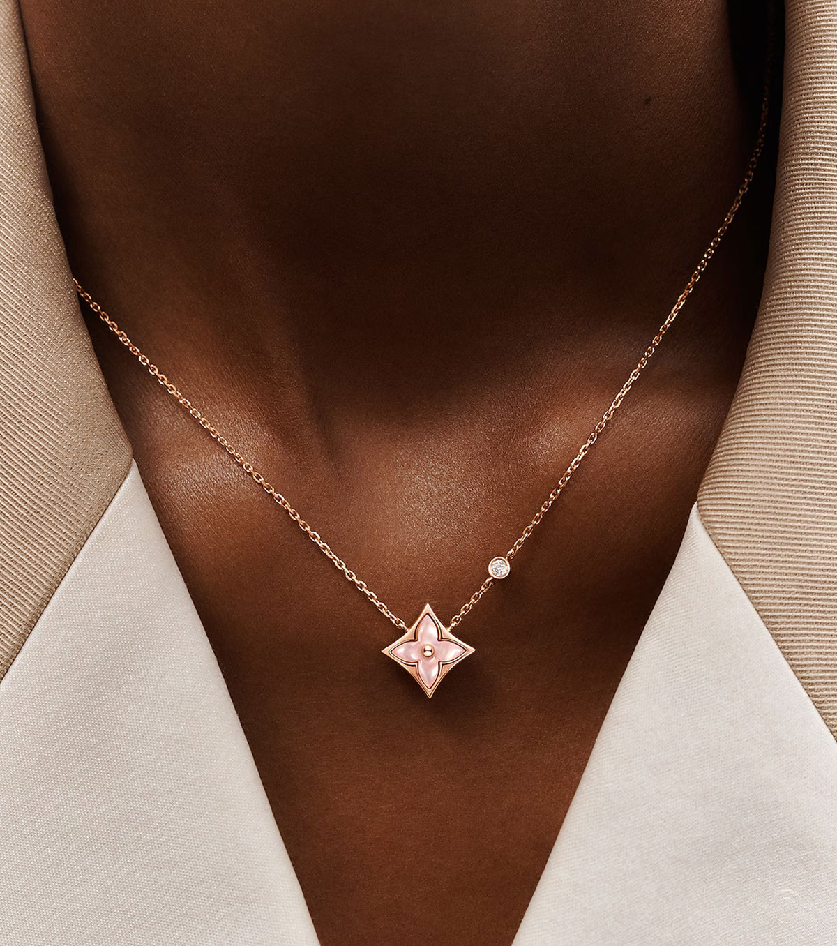 Колие Color Blossom BB Star