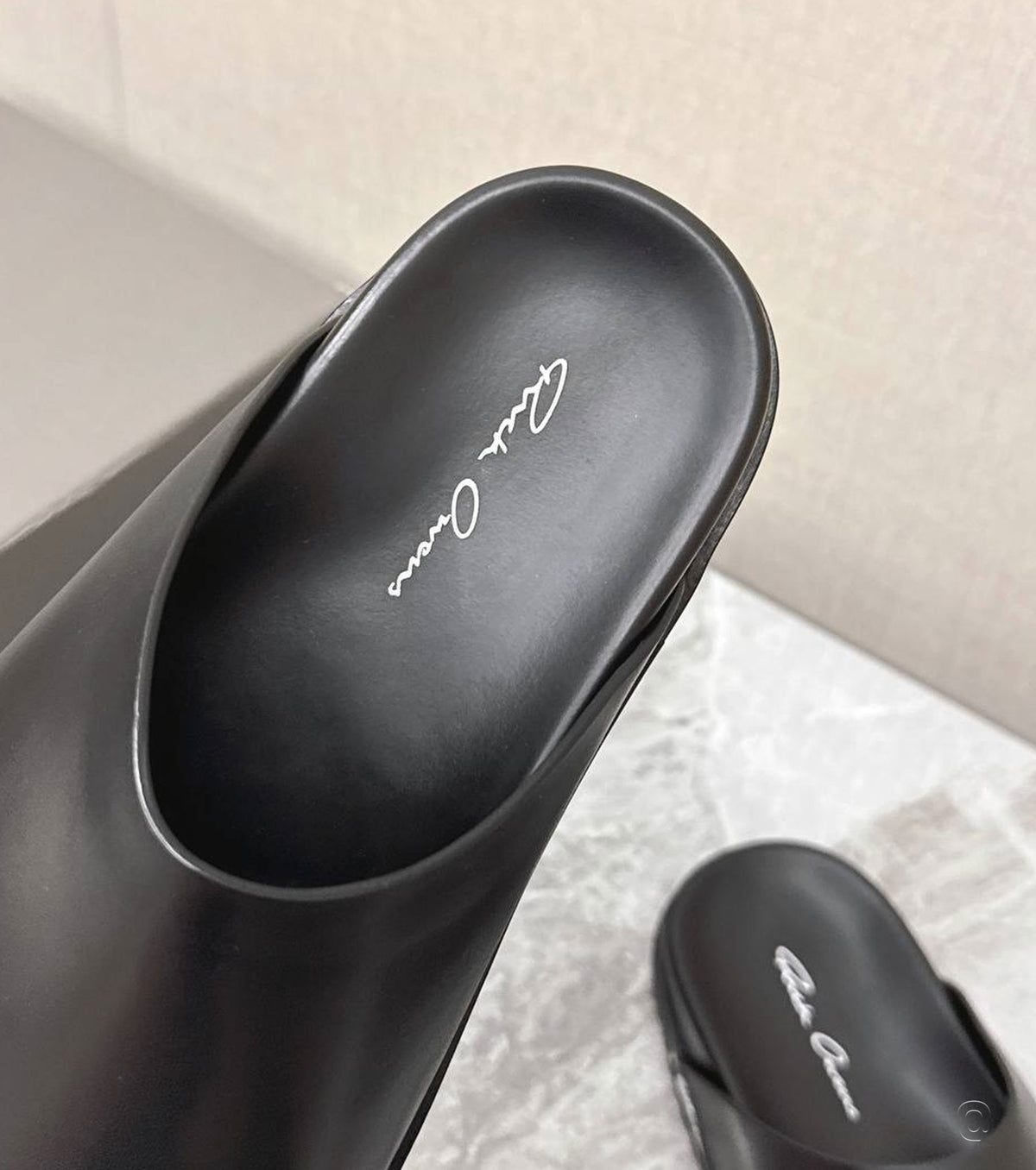 Granola Leather Slippers