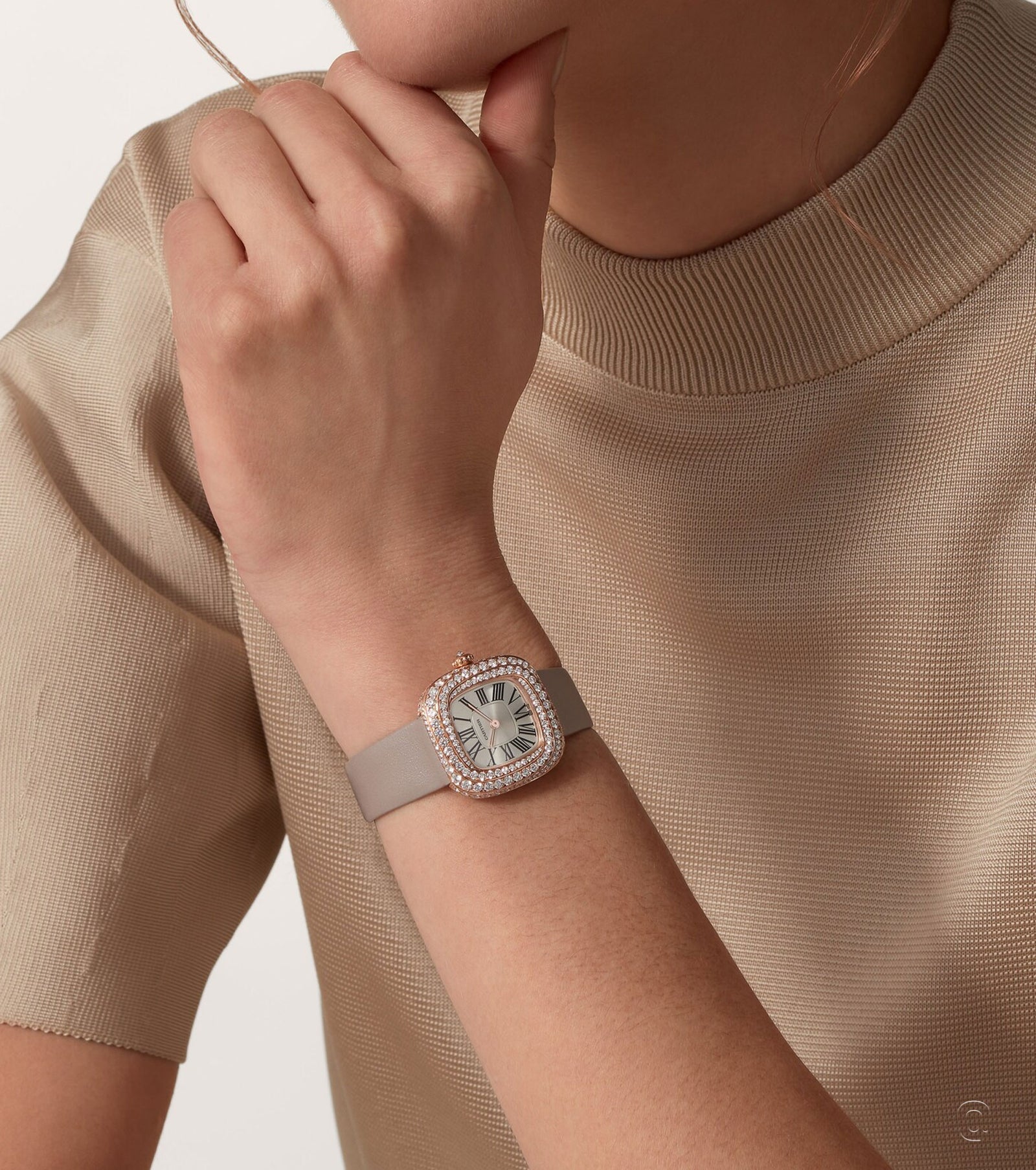 Coussin de Cartier watch