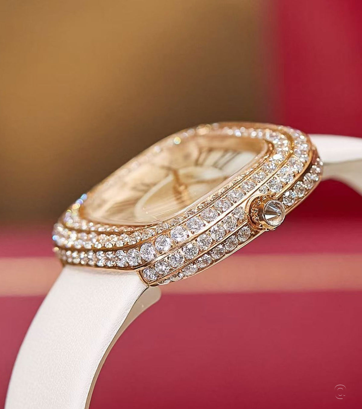 Часовник Coussin de Cartier