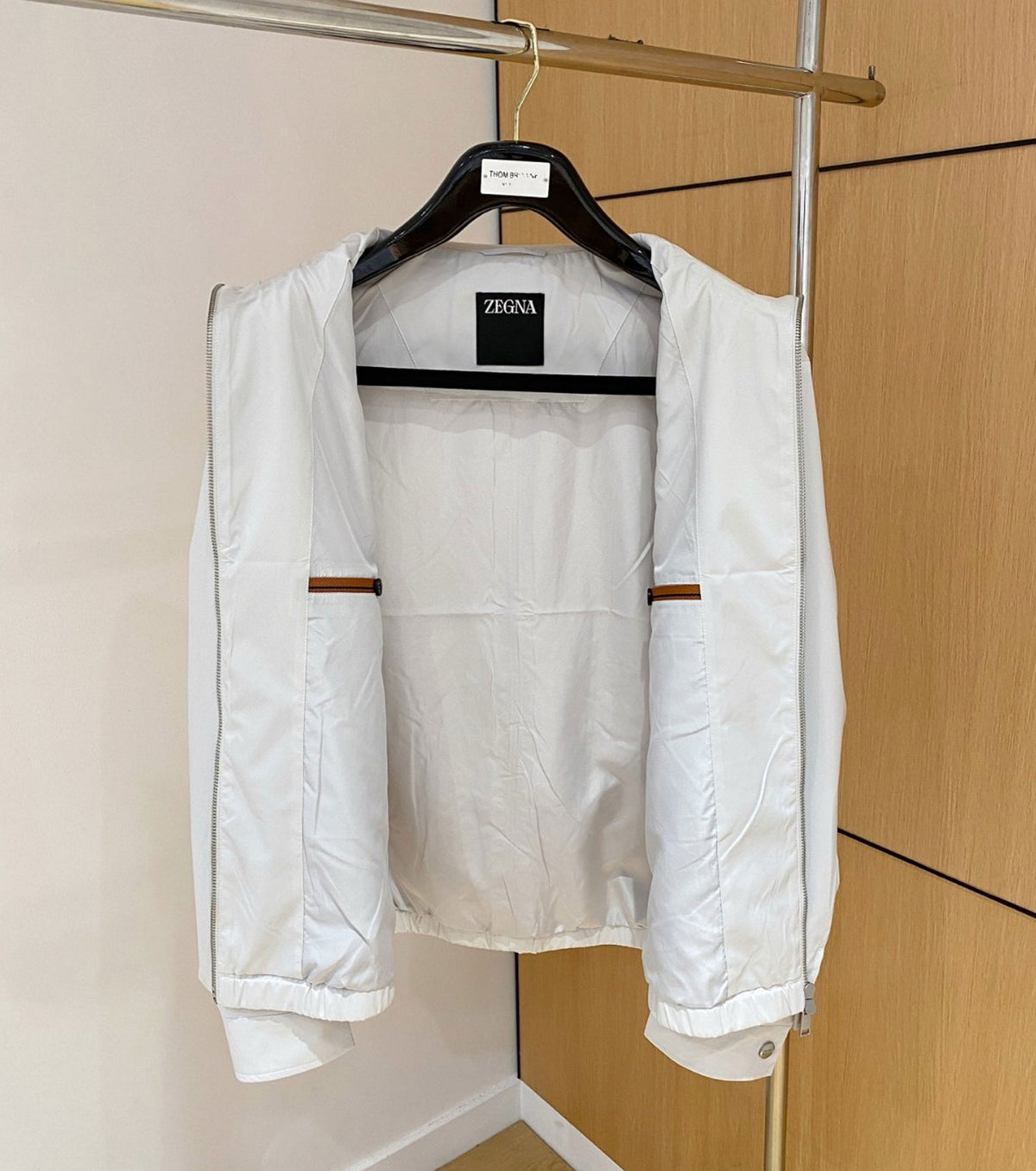 Преходно яке