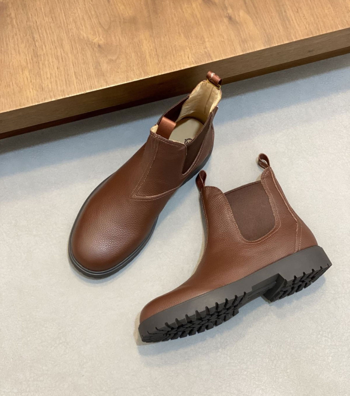 Dover Walk Leather Chelsea Boots