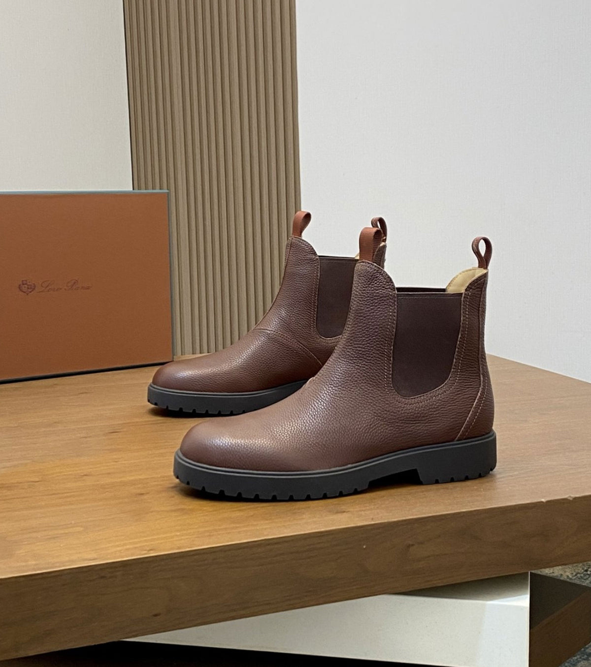 Dover Walk Leather Chelsea Boots