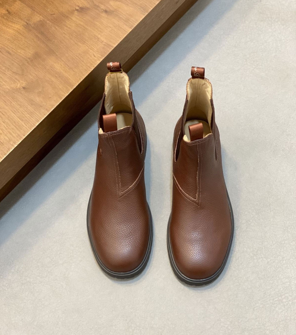 Dover Walk Leather Chelsea Boots
