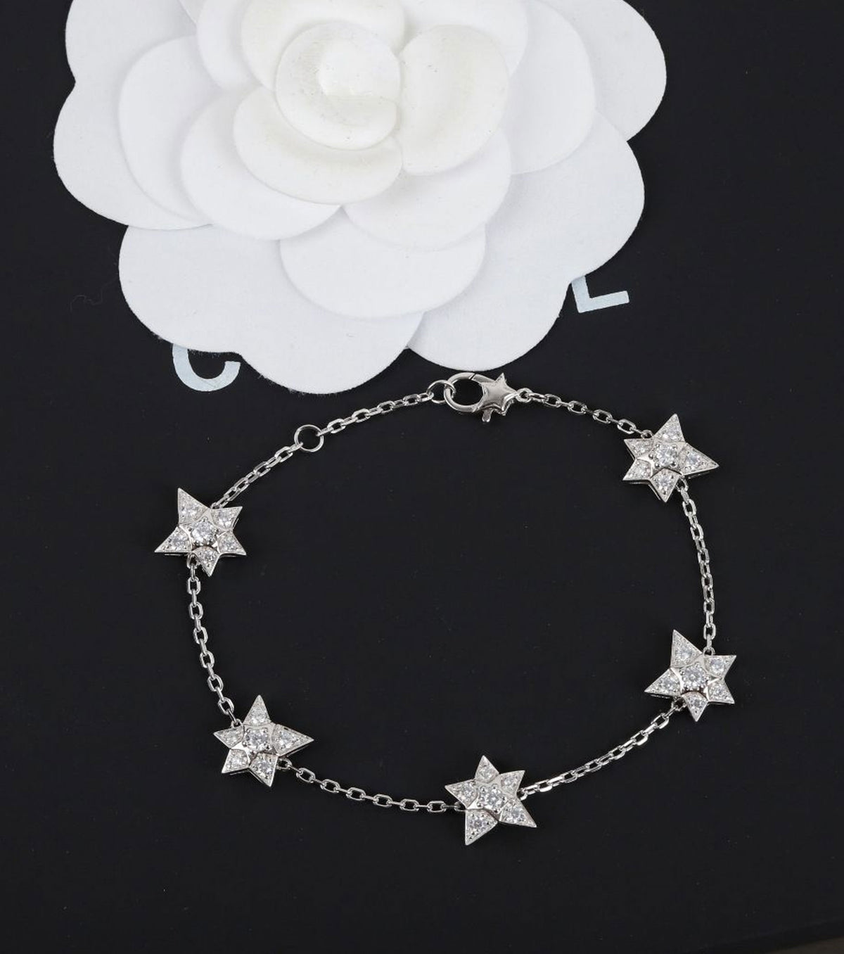 Гривна Comète Géode