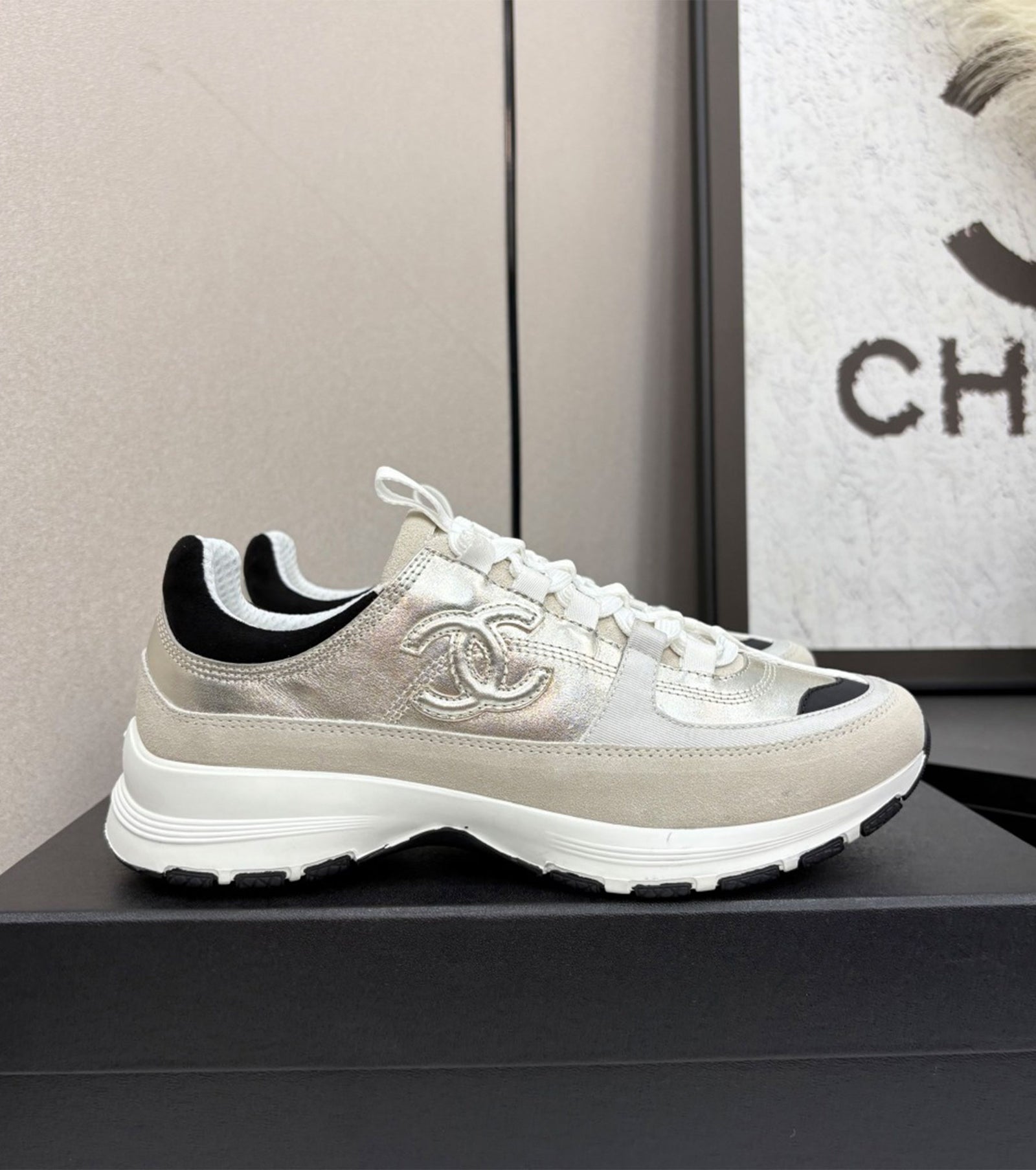 Metier D'Art Sneakers