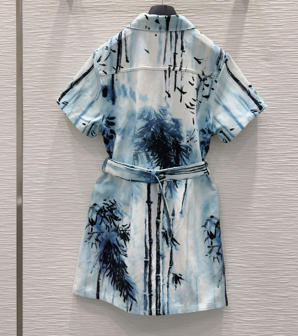 Дънкова рокля с принт