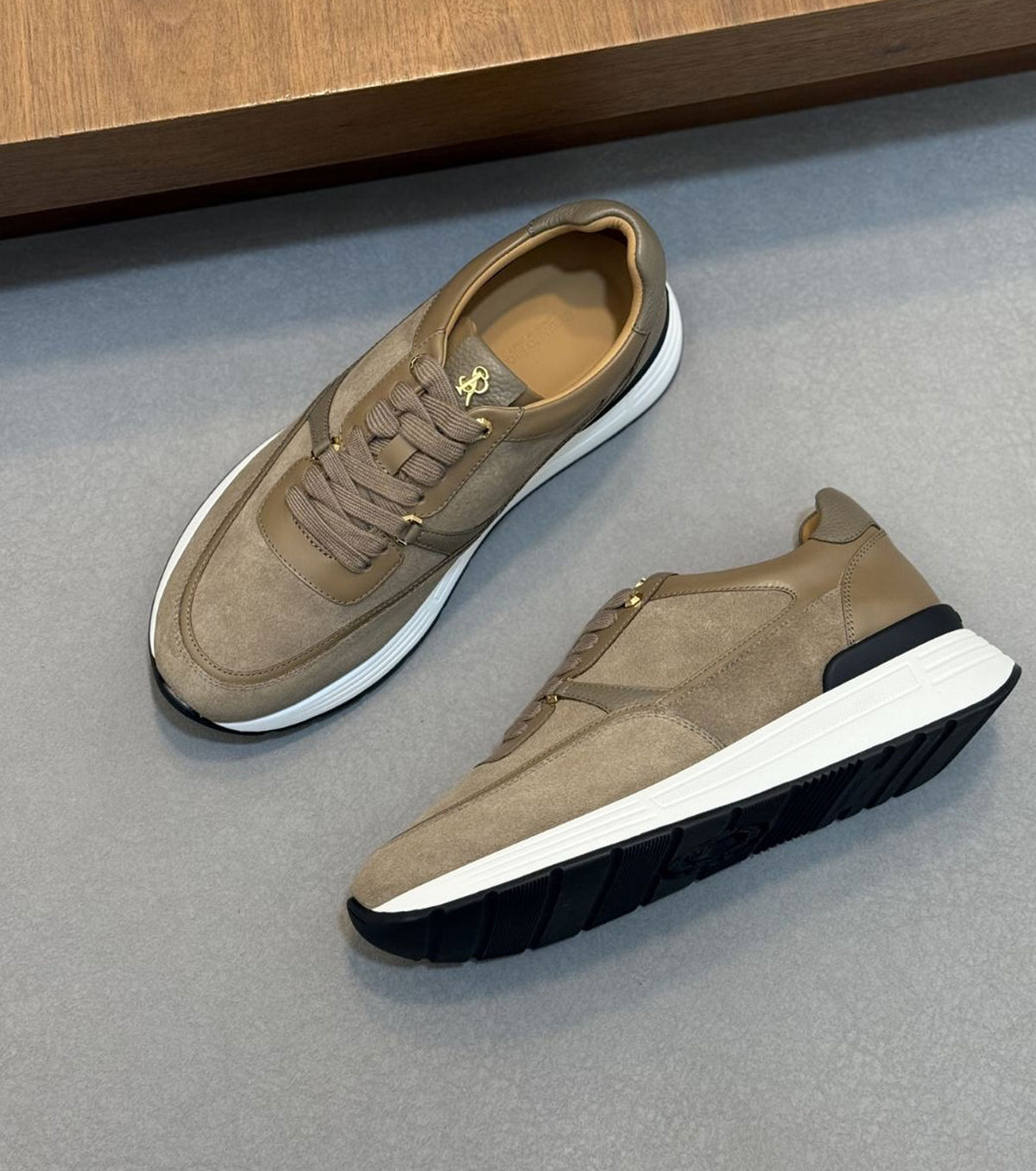 Кожени маратонки