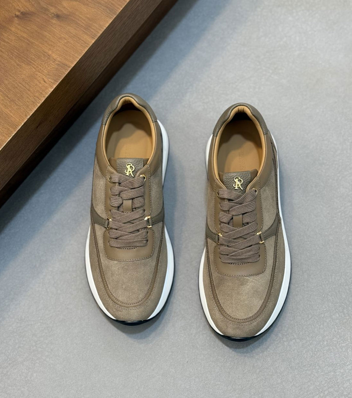 Кожени маратонки