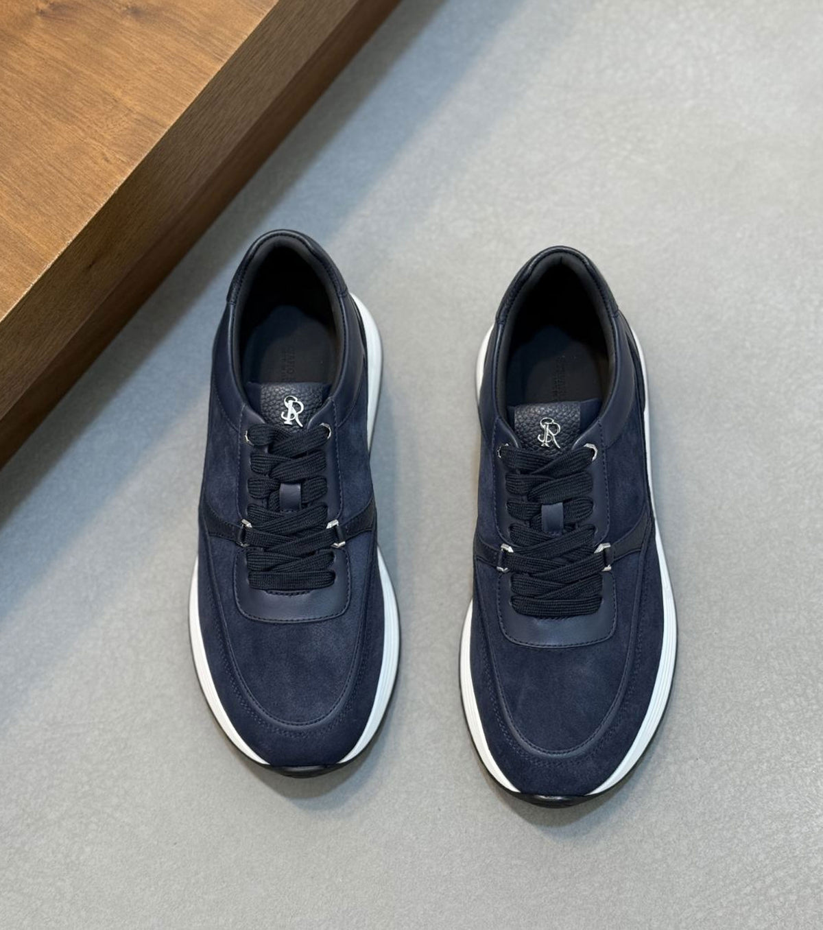 Кожени маратонки