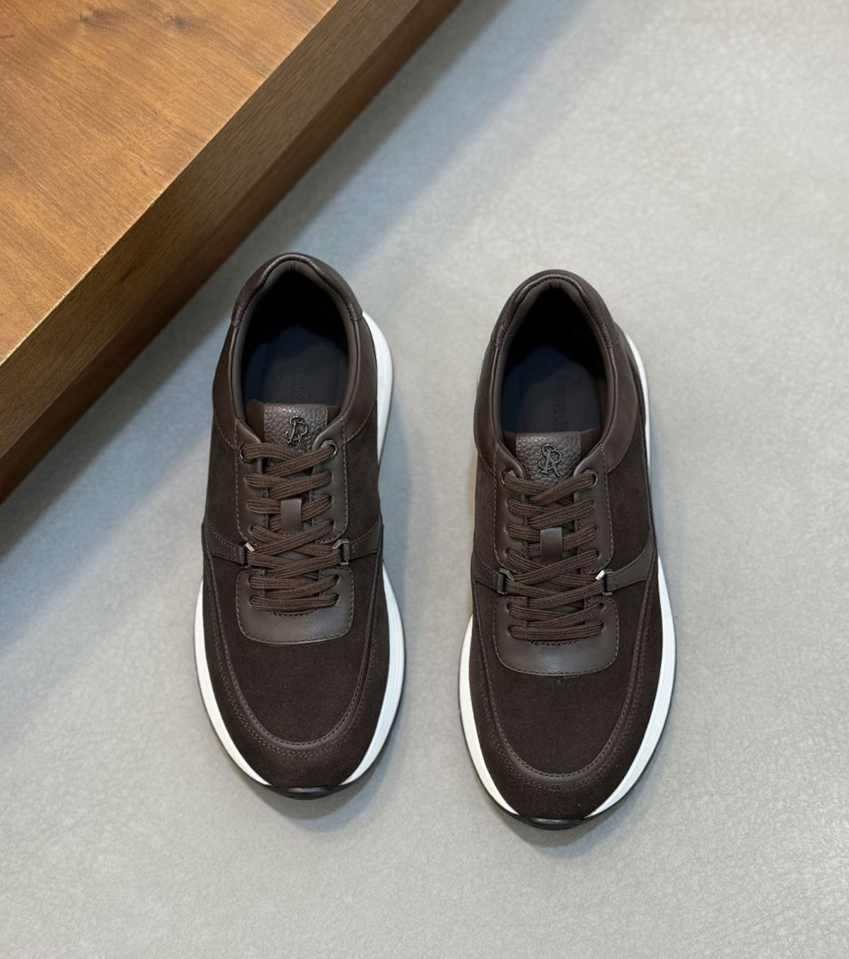 Кожени маратонки