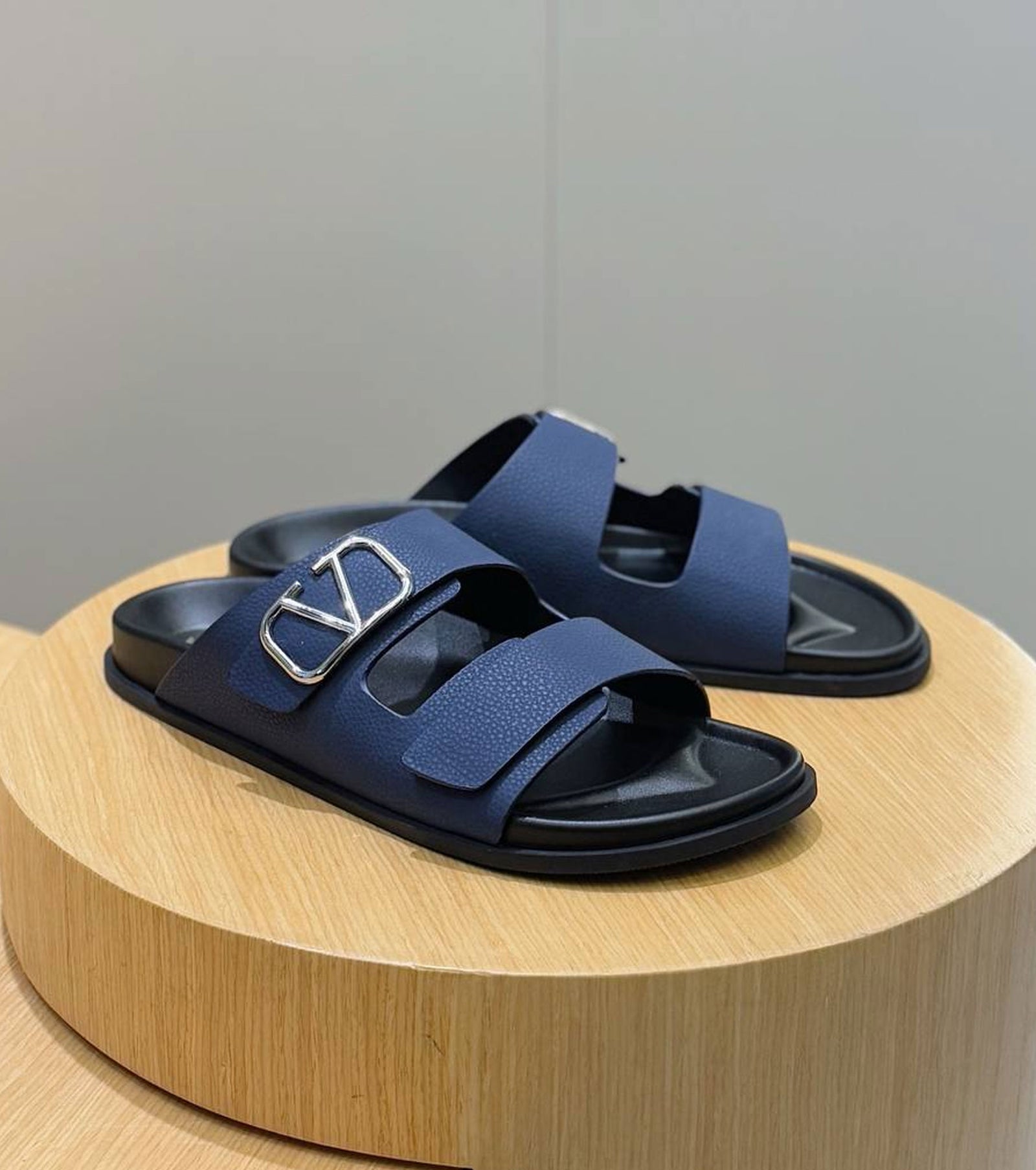 VLogo Toile double-strap sandals