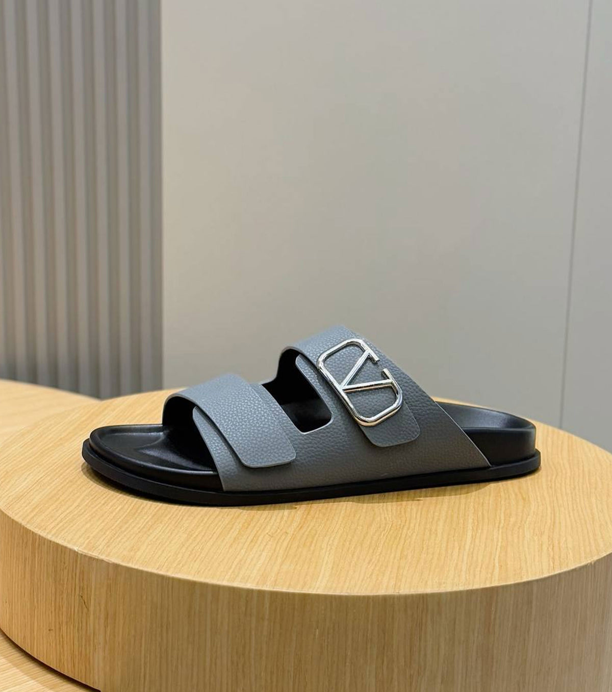 VLogo Toile double-strap sandals