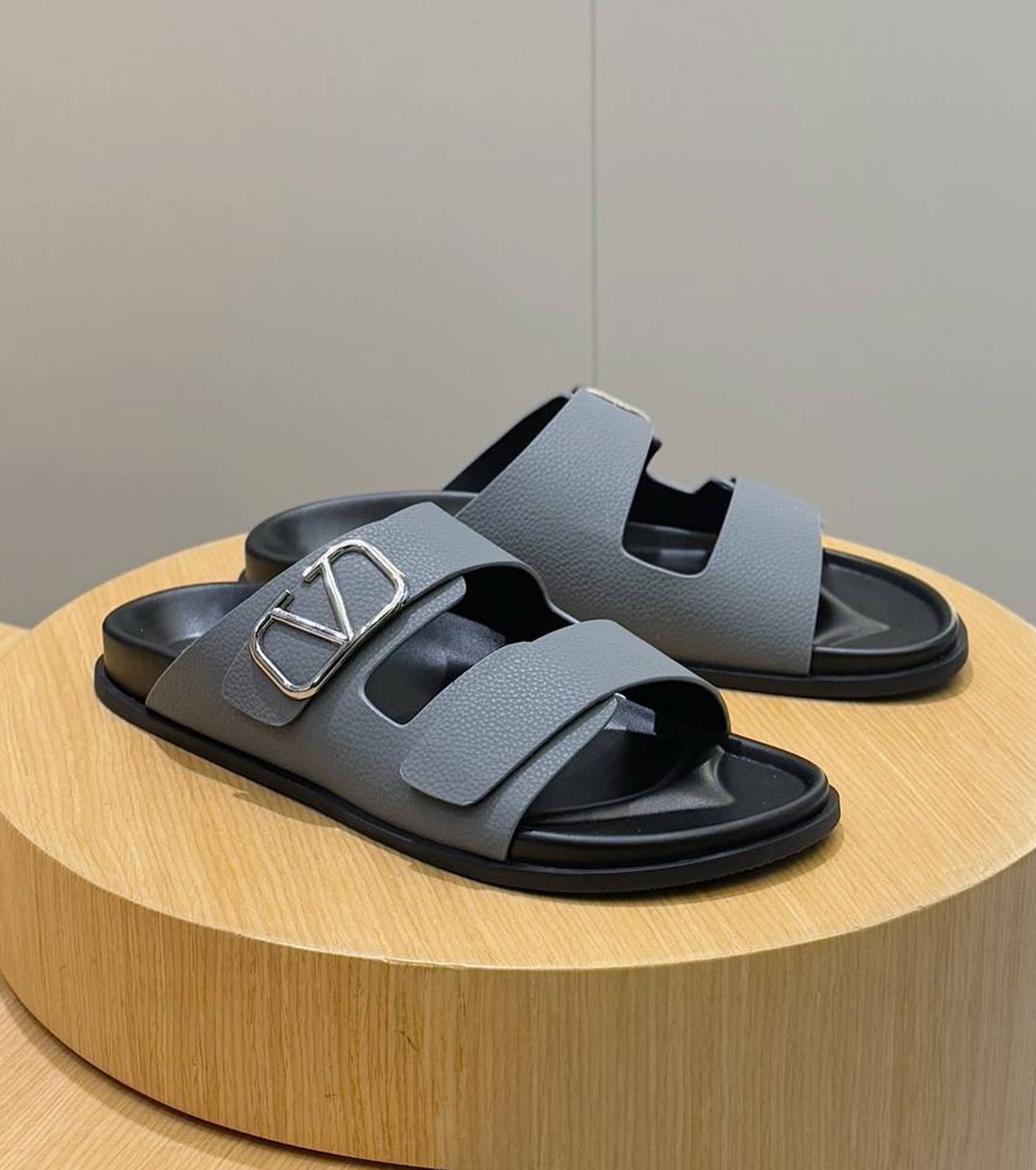 VLogo Toile double-strap sandals