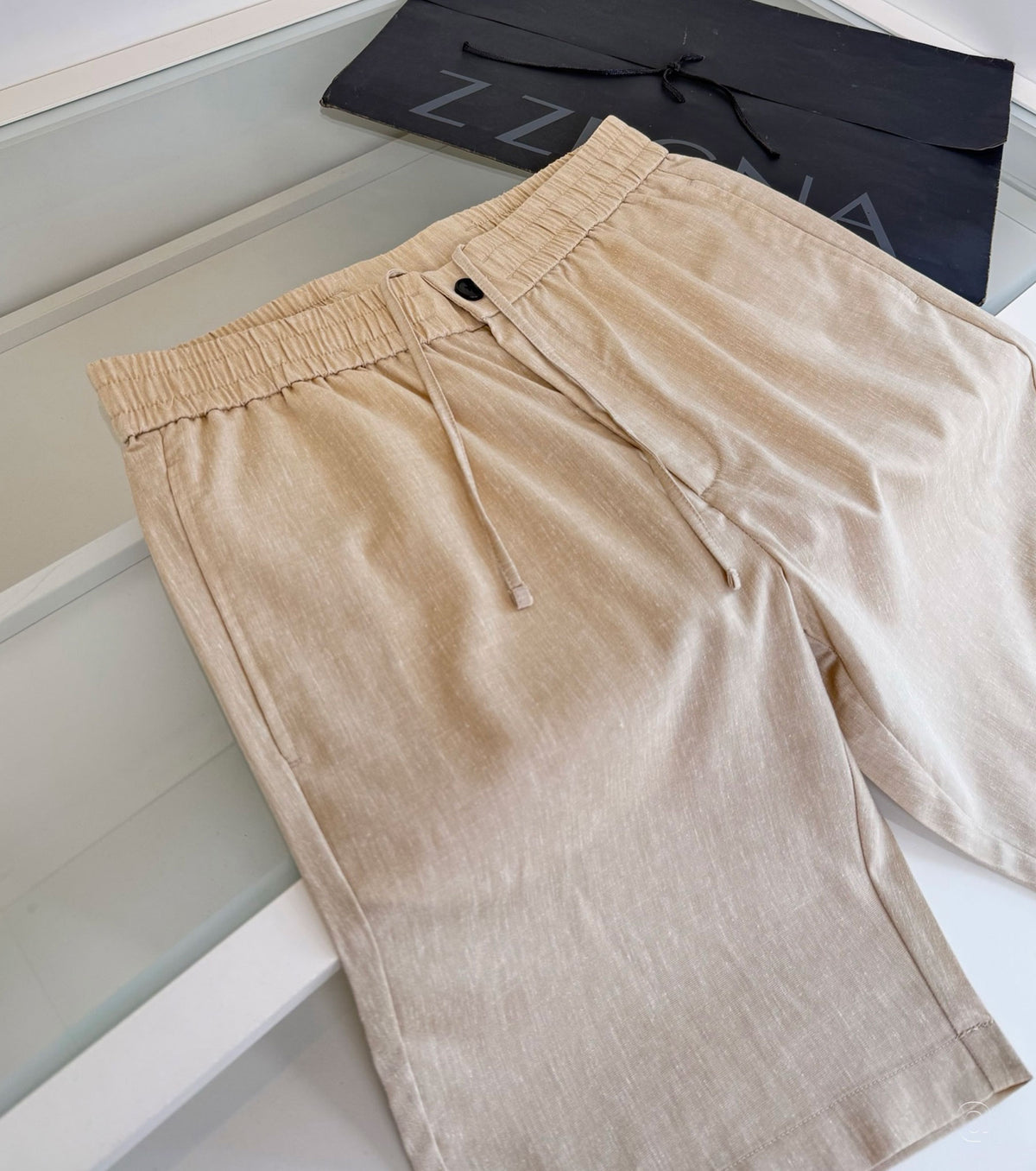 Linen bermuda shorts