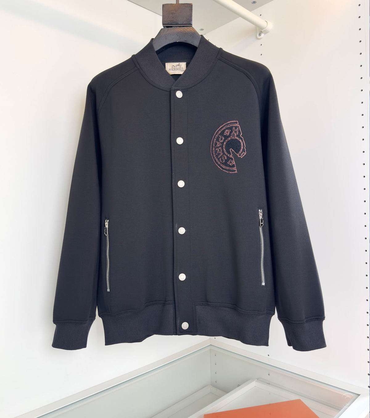 Мъжки бомбър