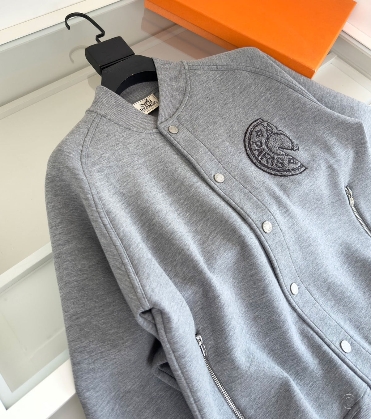 Мъжки бомбър