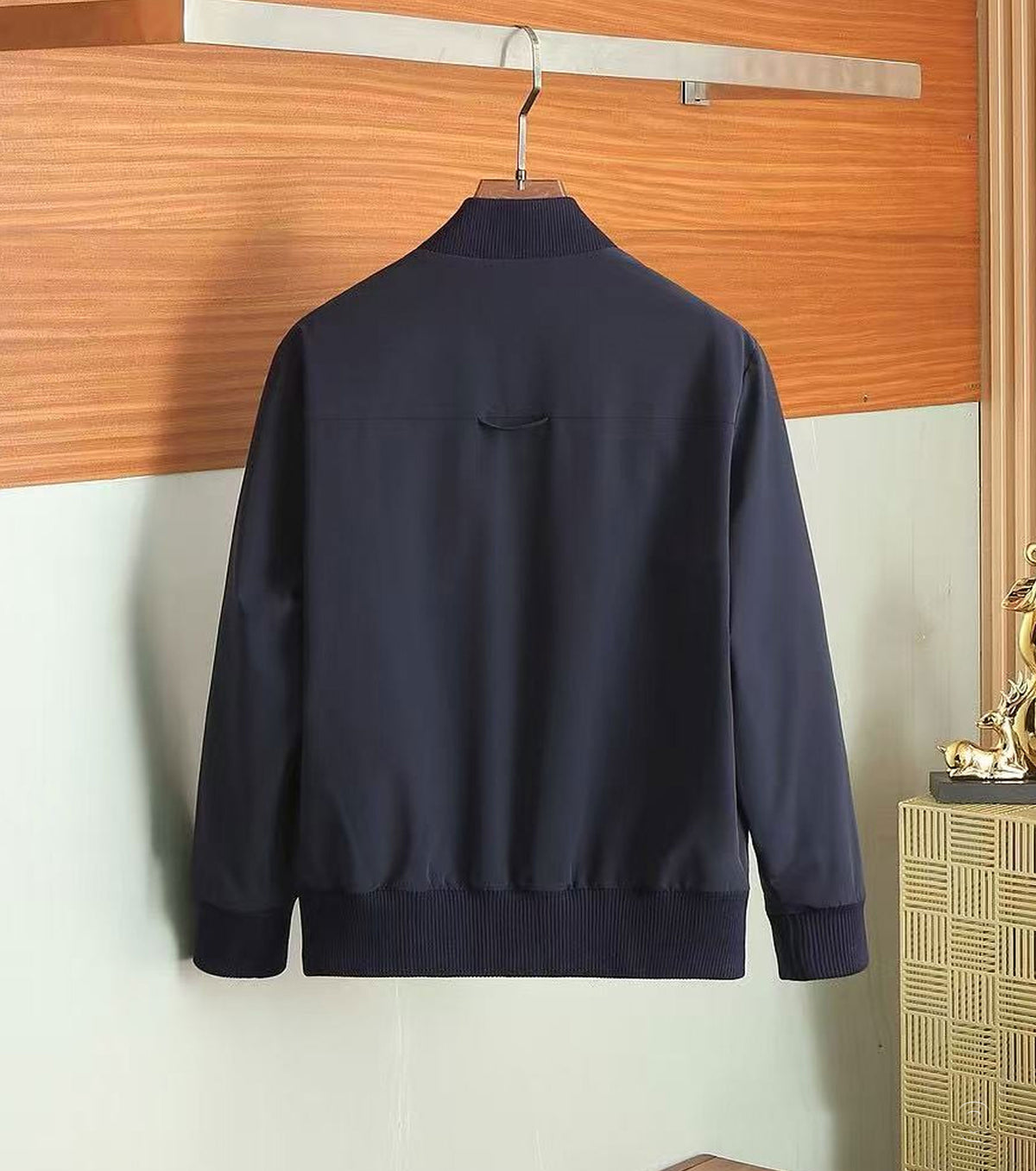 Мъжки бомбър