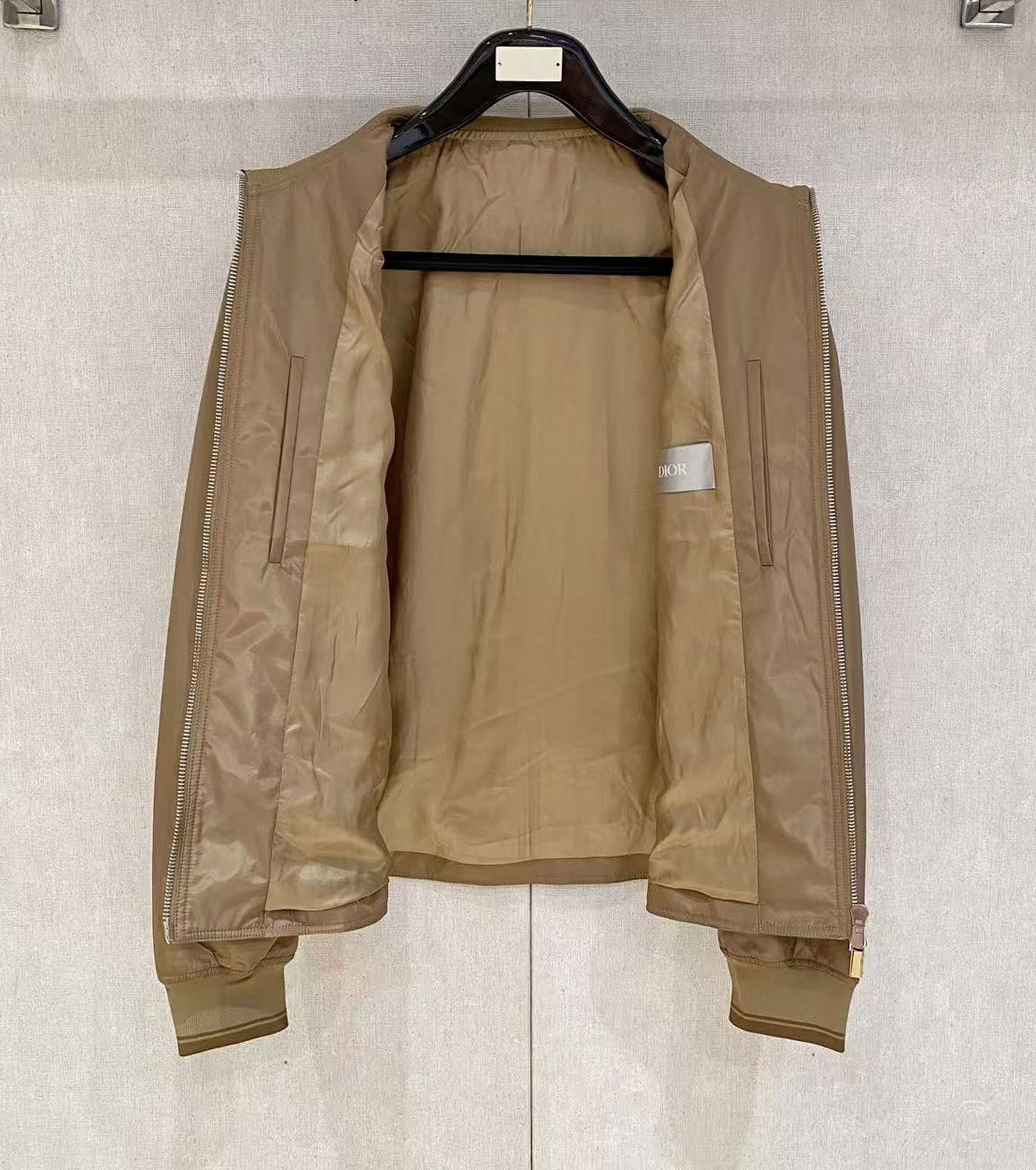 Мъжка ветровка