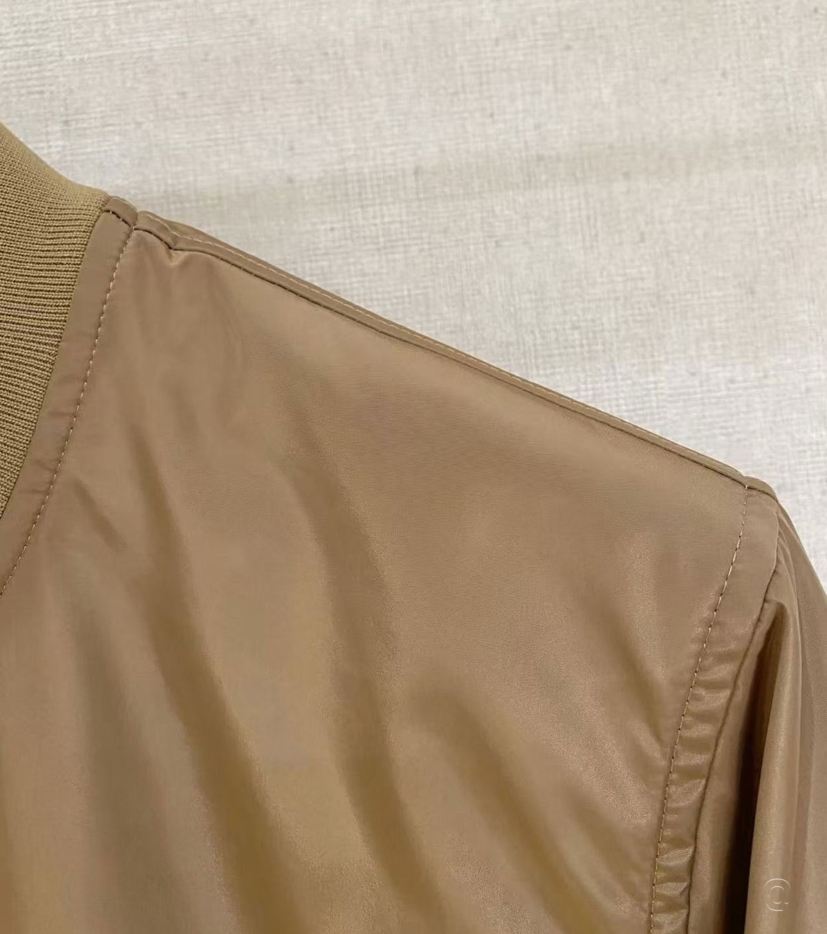 Мъжка ветровка