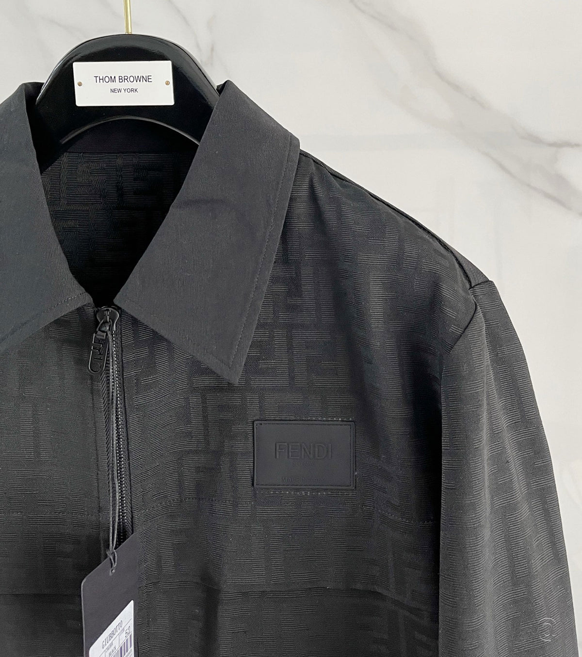 Преходно жакардово яке