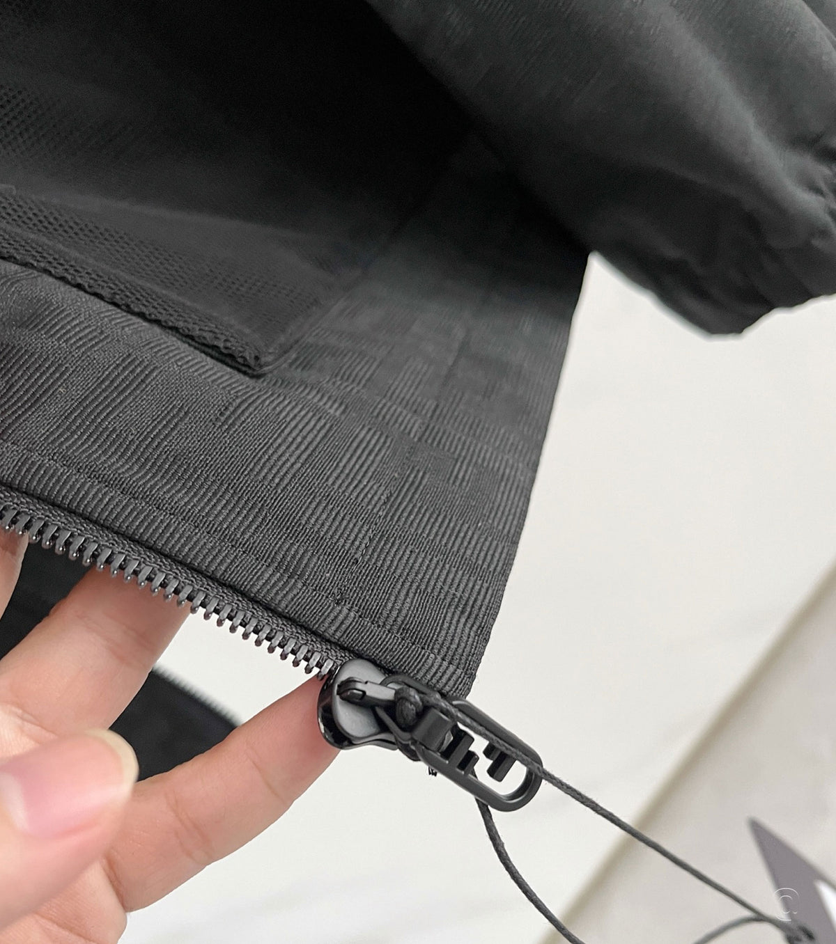 Преходно жакардово яке