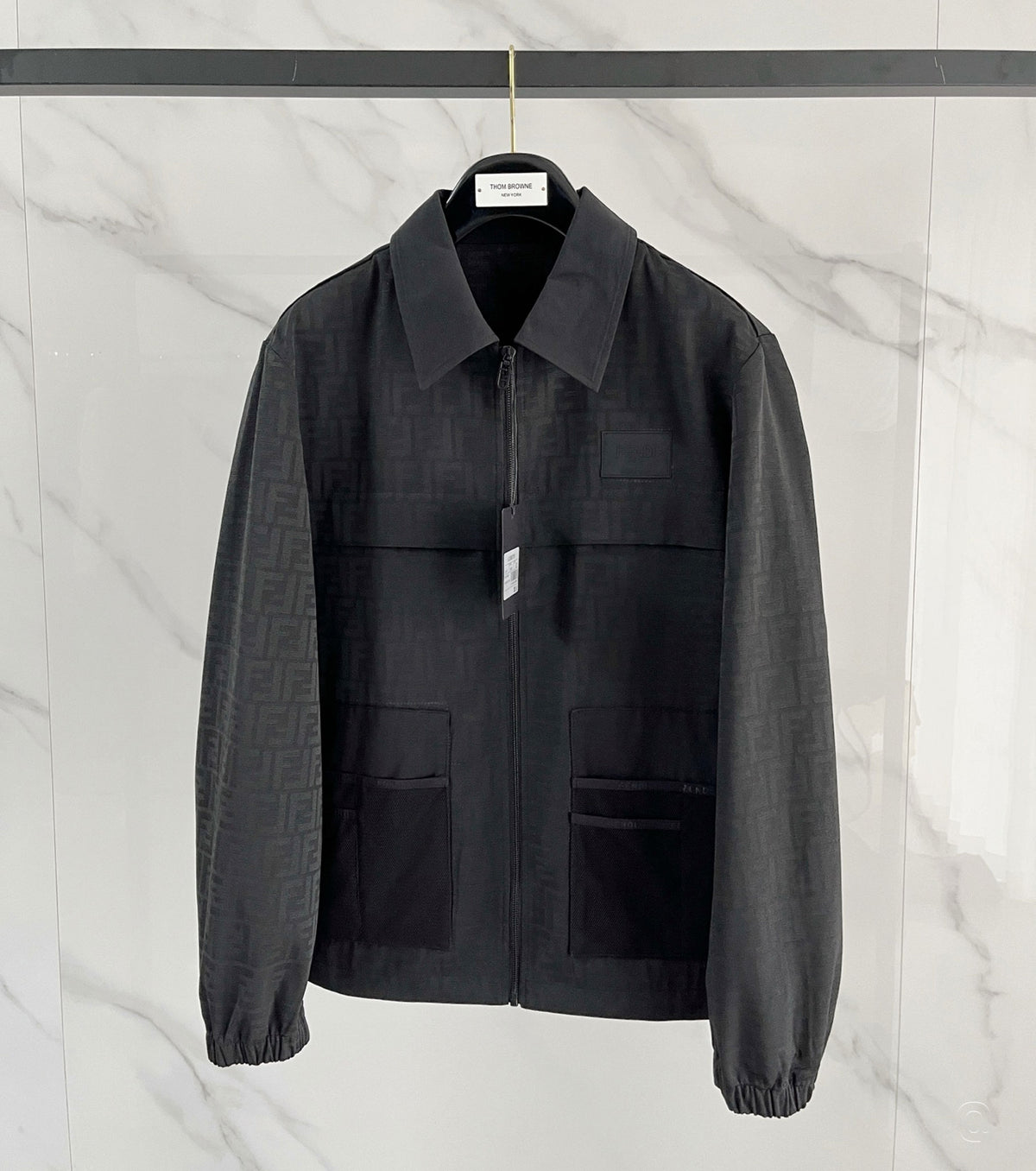 Преходно жакардово яке