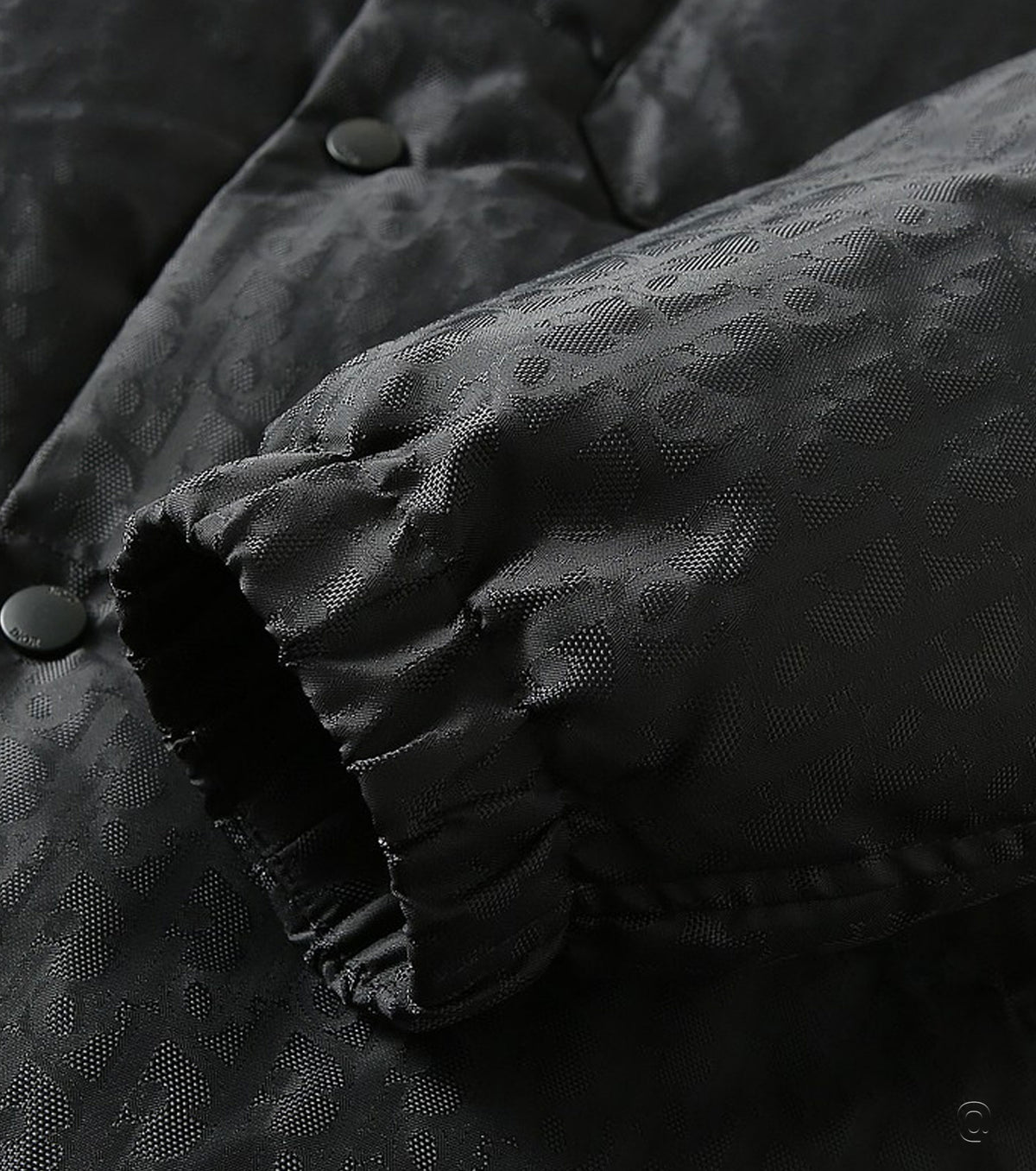 Жакардово пухено яке