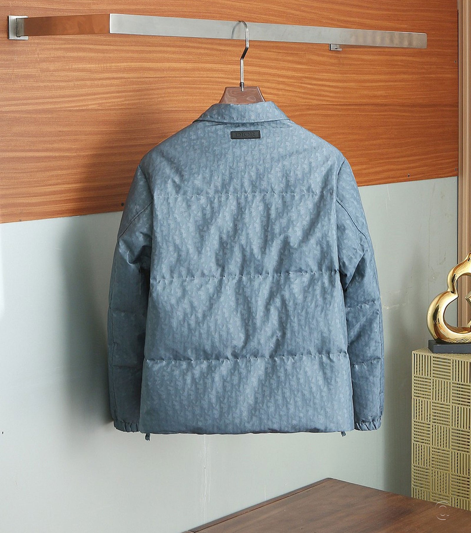 Жакардово пухено яке