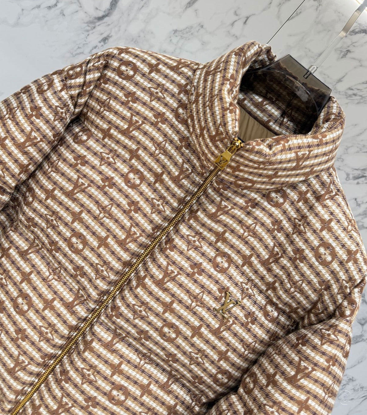 Мъжко жакардово пухено яке