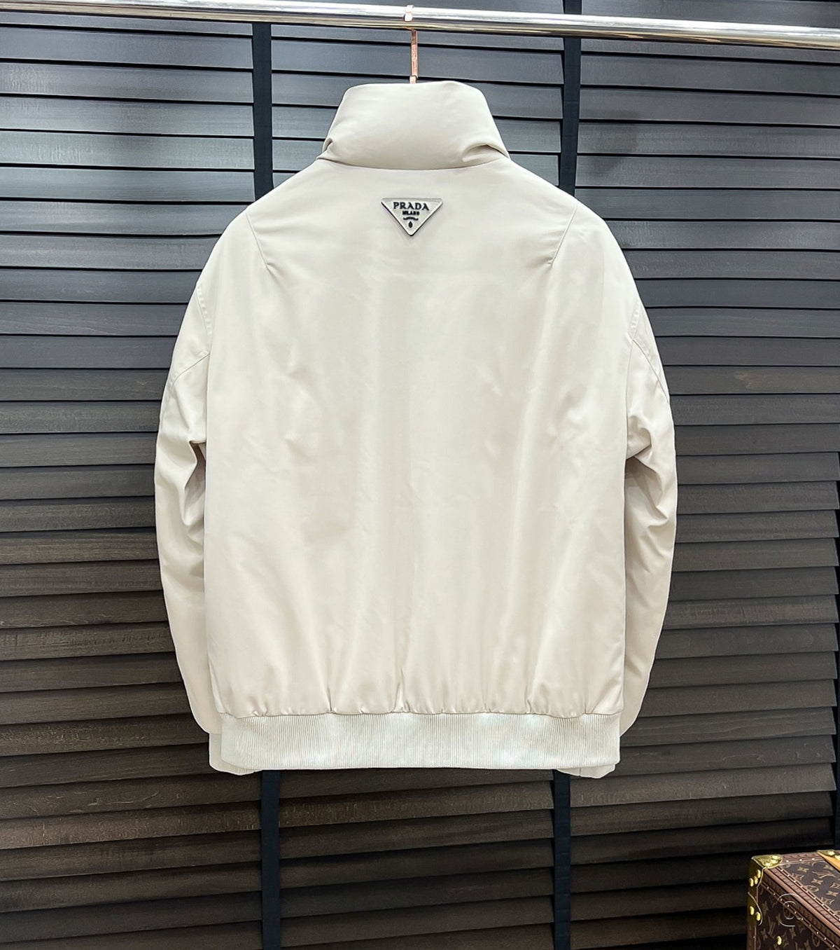 Пухено яке тип „авиатор“