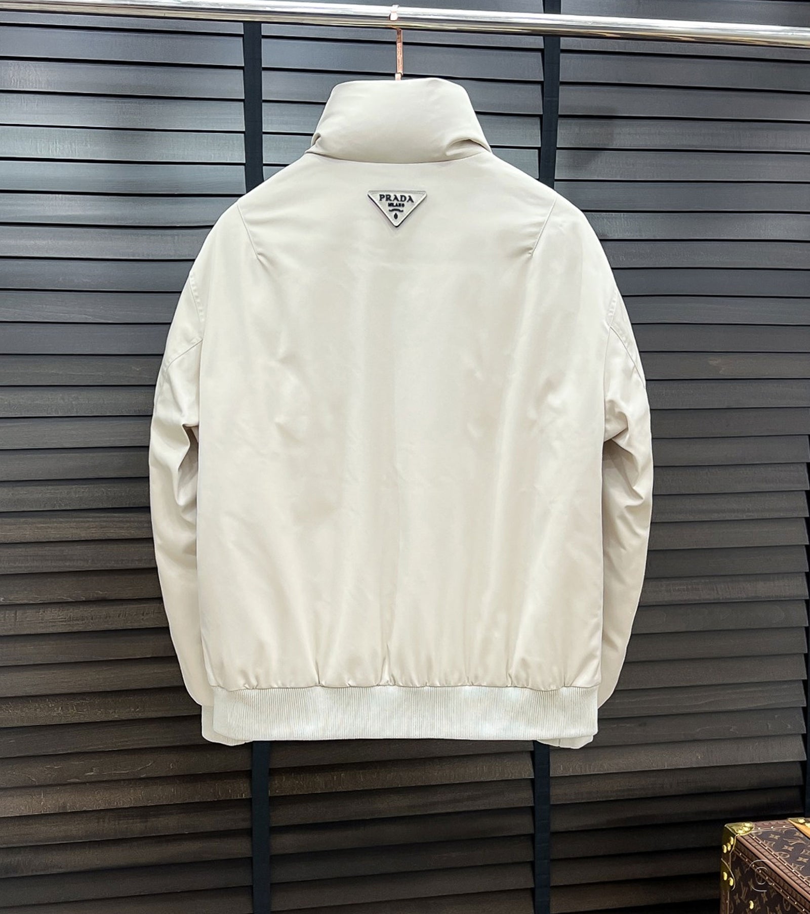 Пухено яке тип „авиатор“