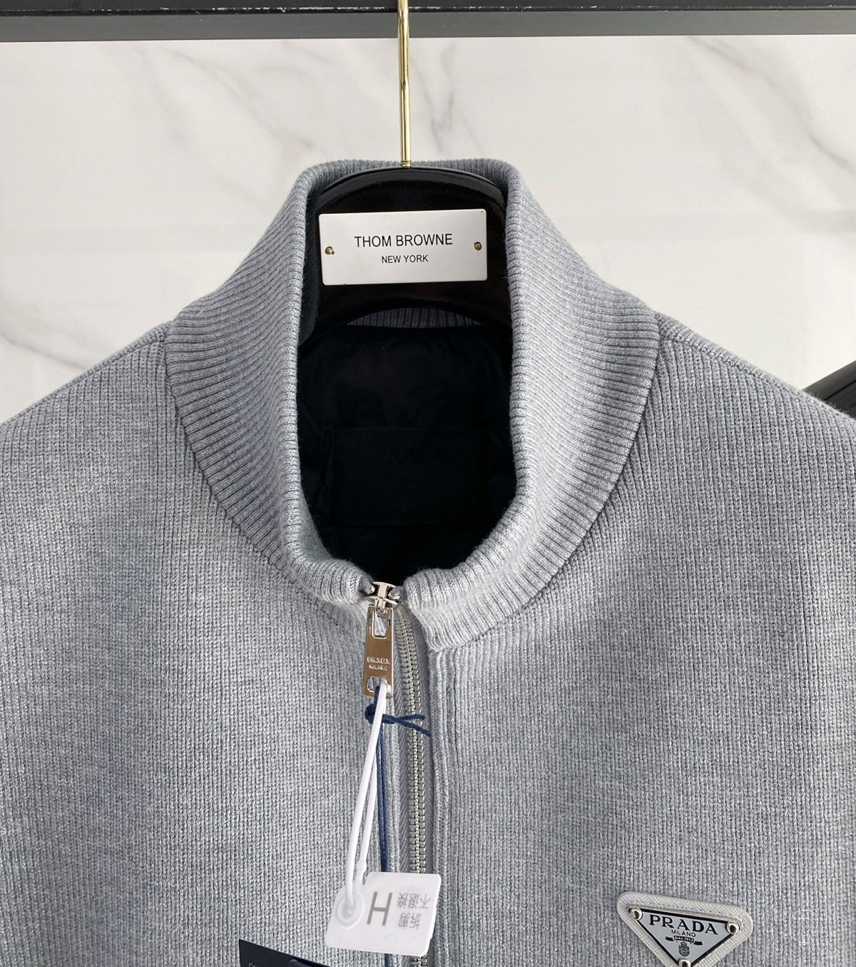 Вълнена жилетка с гъши пух