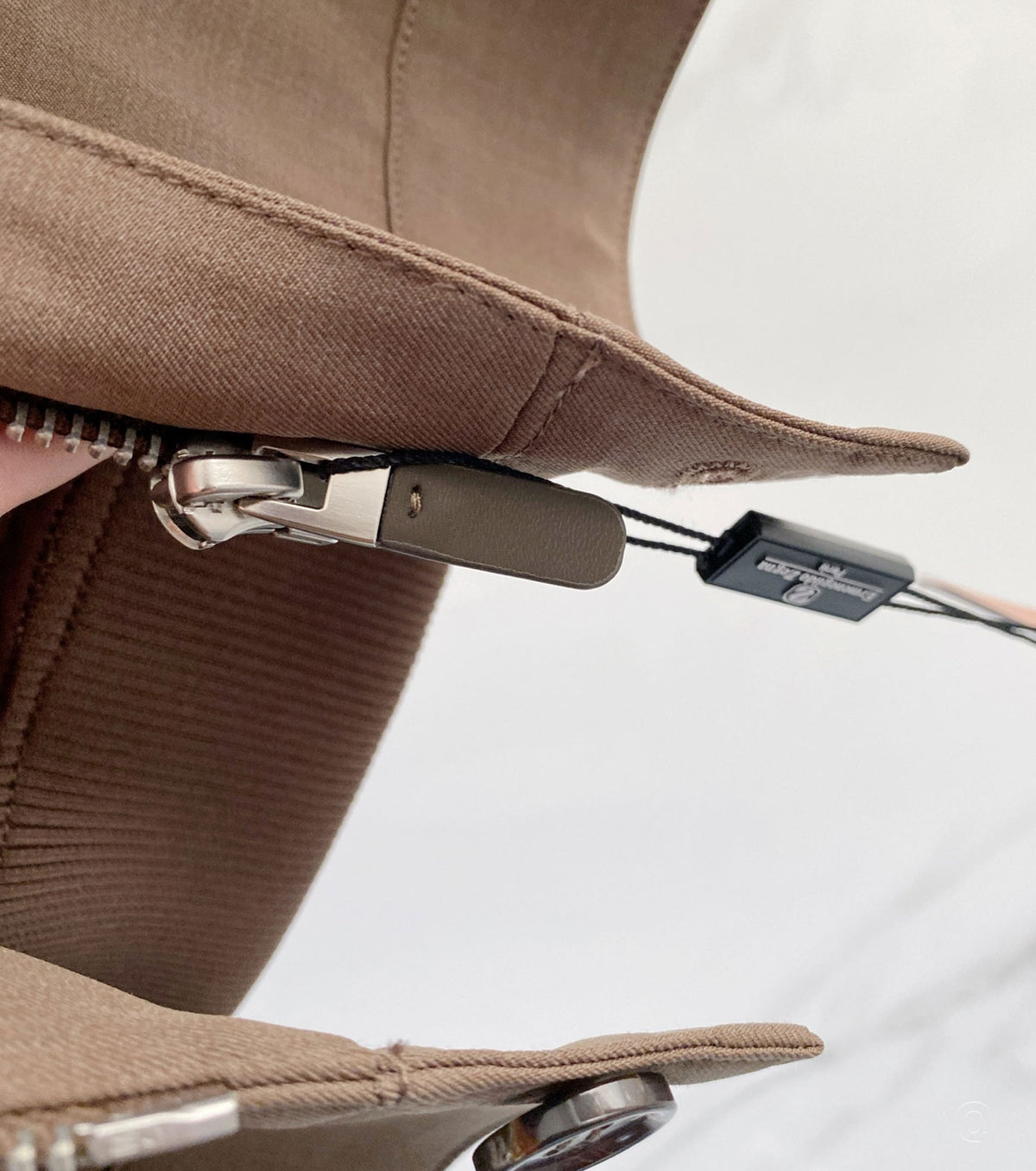 Преходно яке