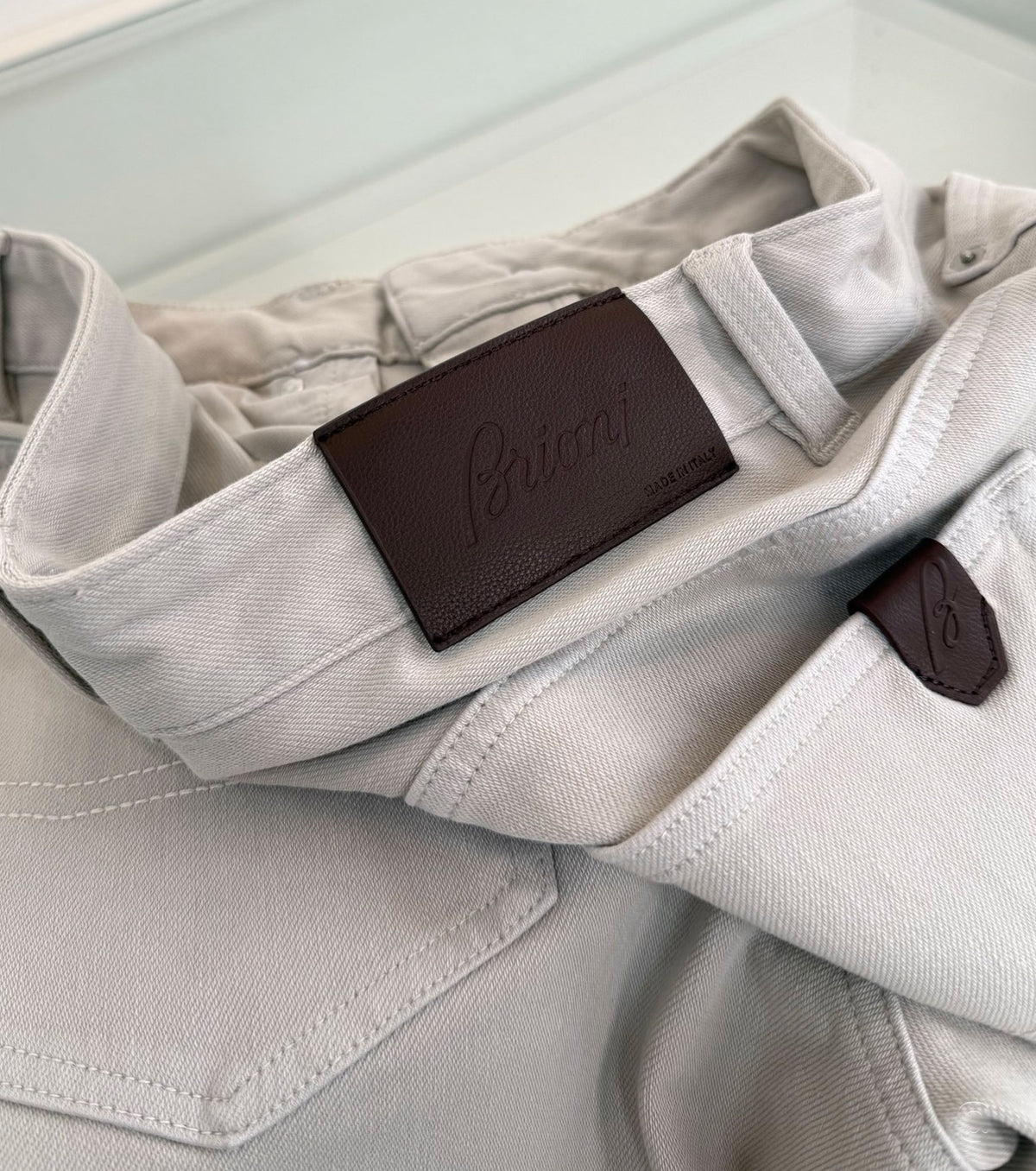 Прави дънки