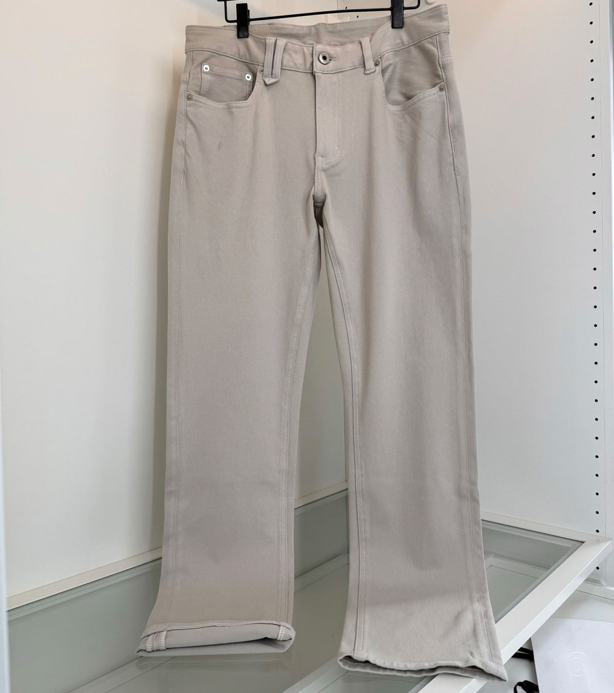 Прави дънки