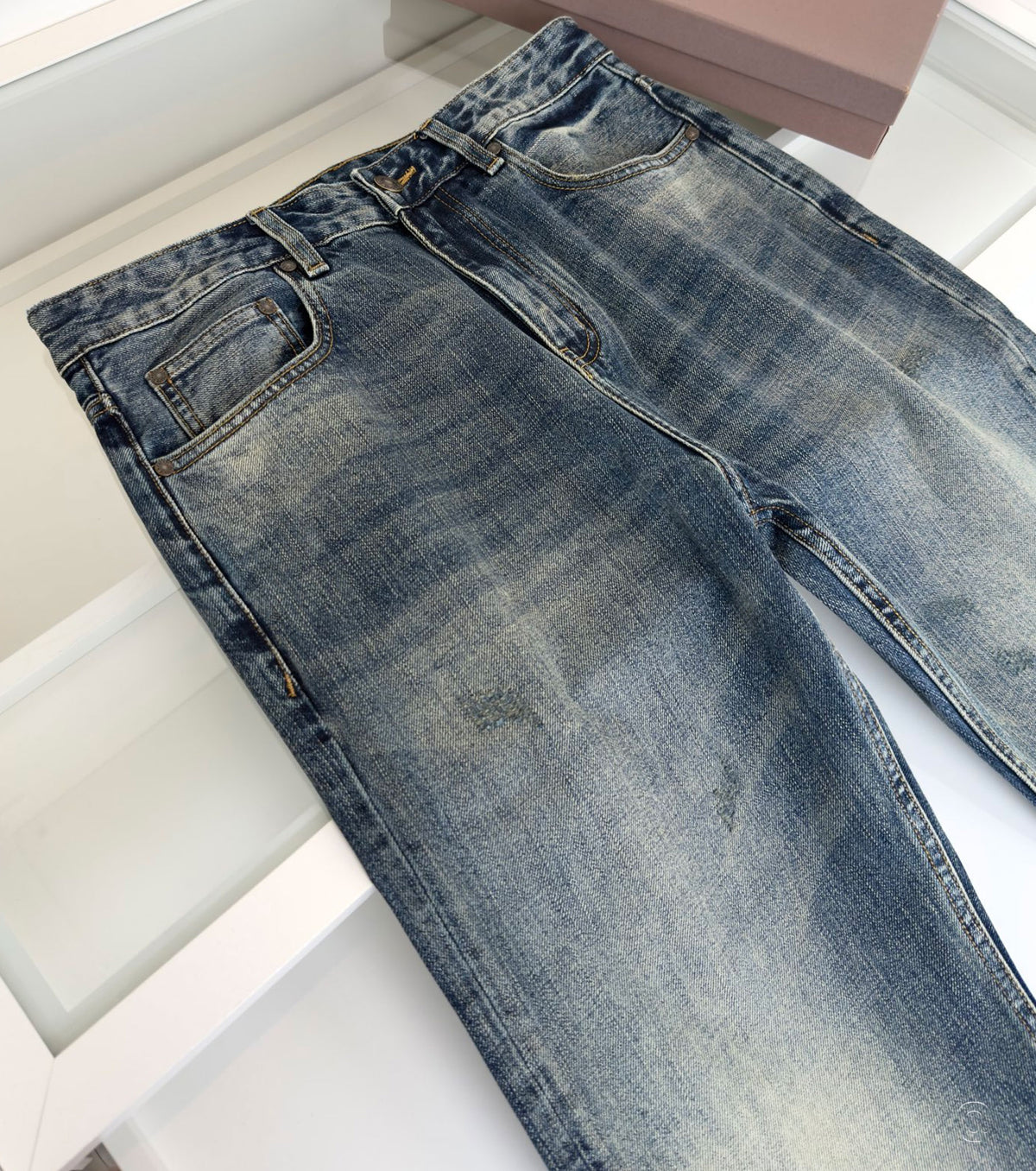 Мъжки прави дънки