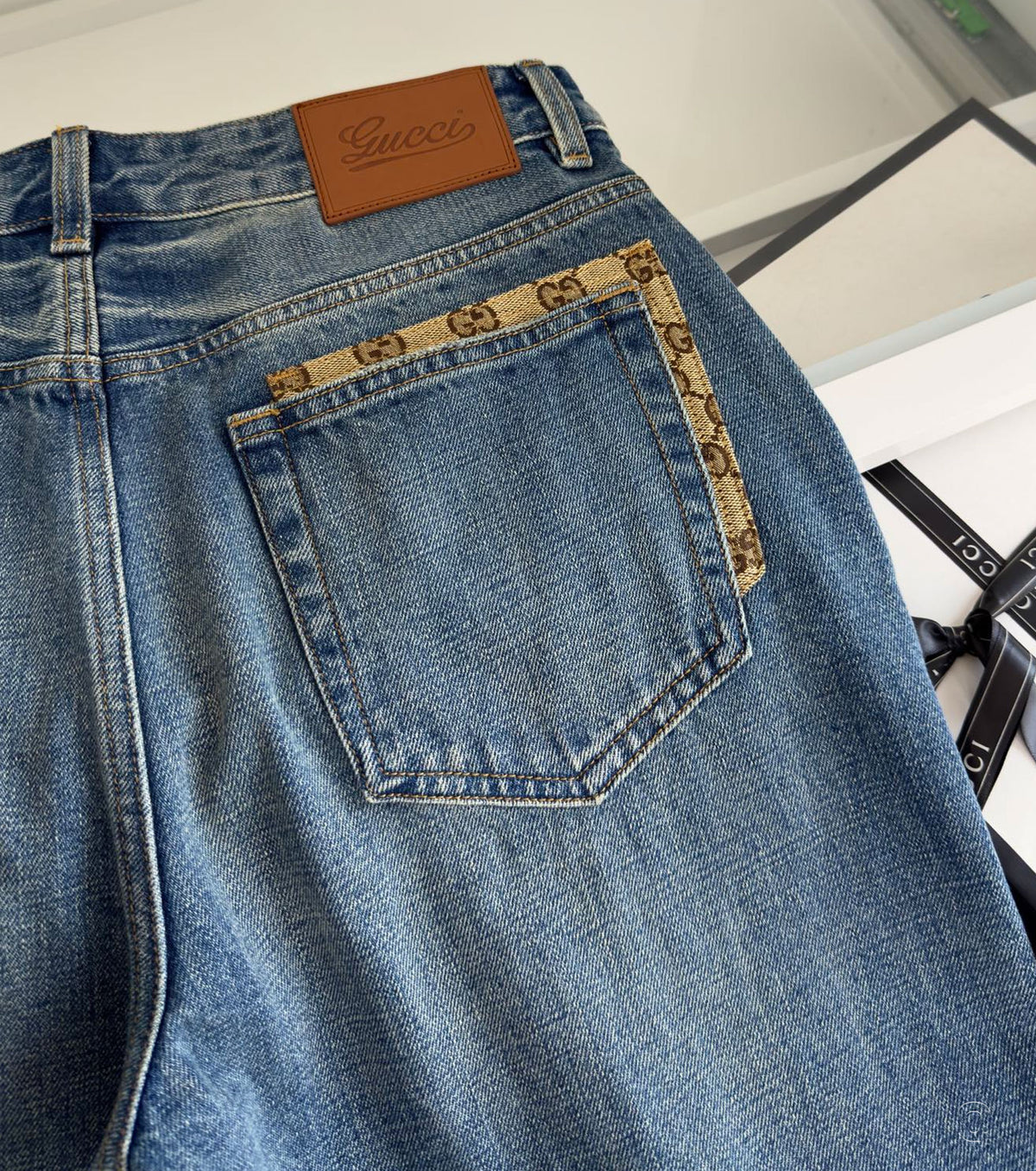 Мъжки класически дънки