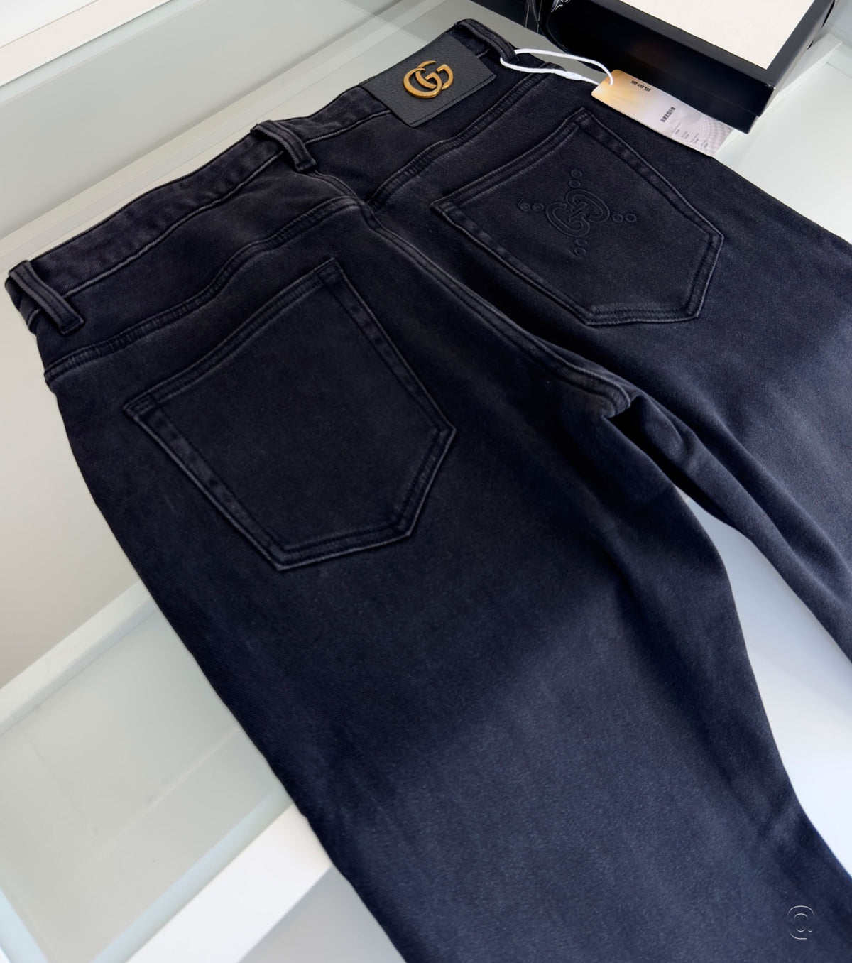 Мъжки прави дънки