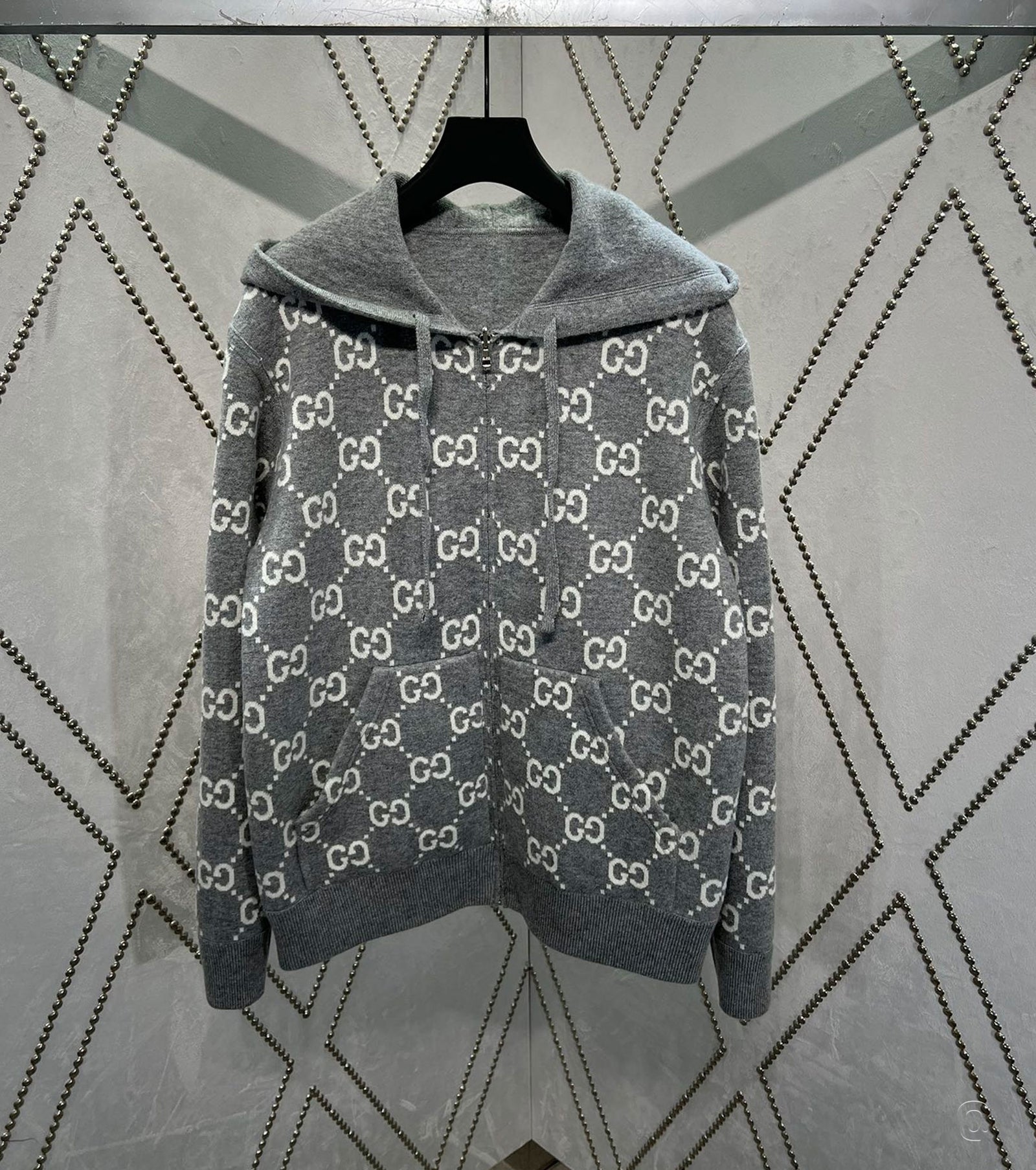 Мъжка двулицева жилетка