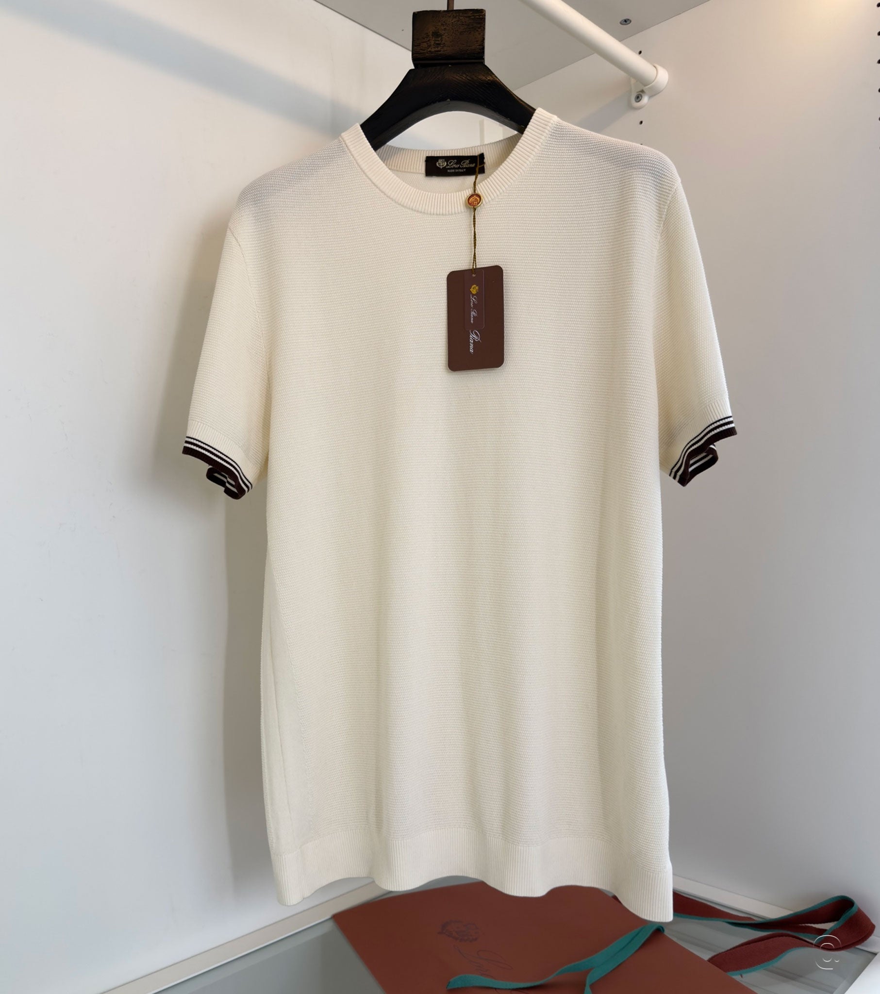 Fine-Knitted T-shirt