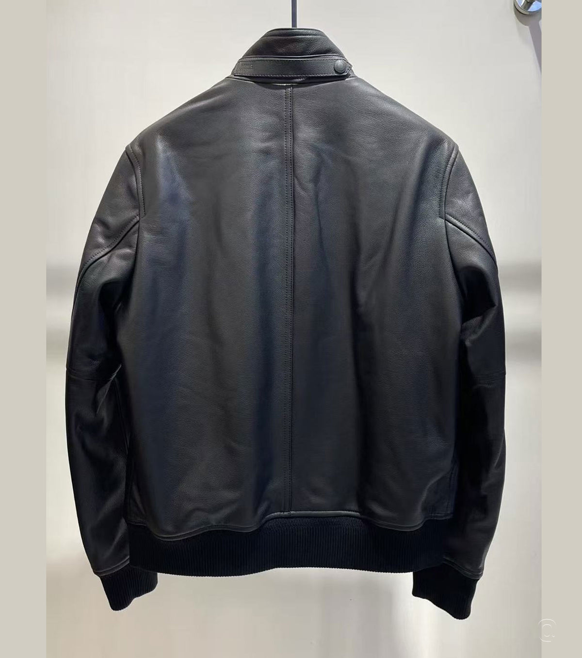 Мъжки бомбър естествена кожа