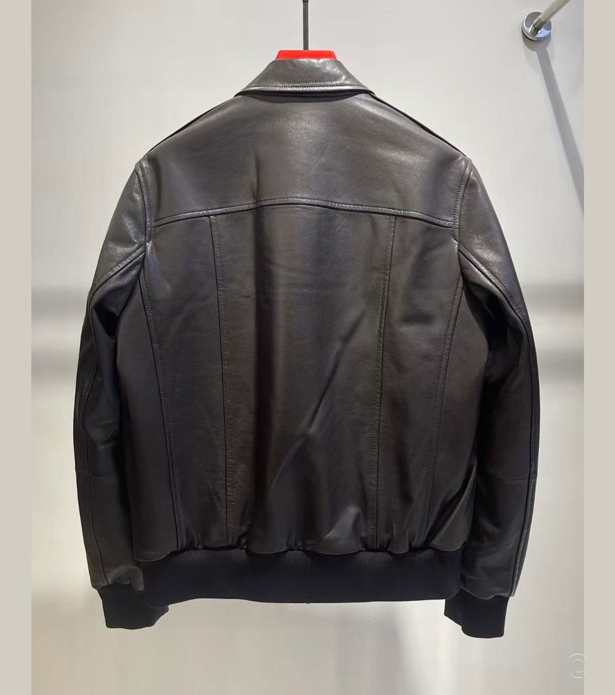 Мъжки бомбър естествена кожа